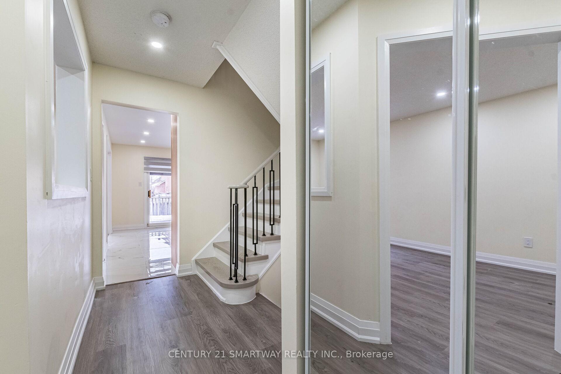 Photo 6 of 212 Twin Pines Crescent, Brampton, Northwest Sandalwood Parkway — HOMEH
