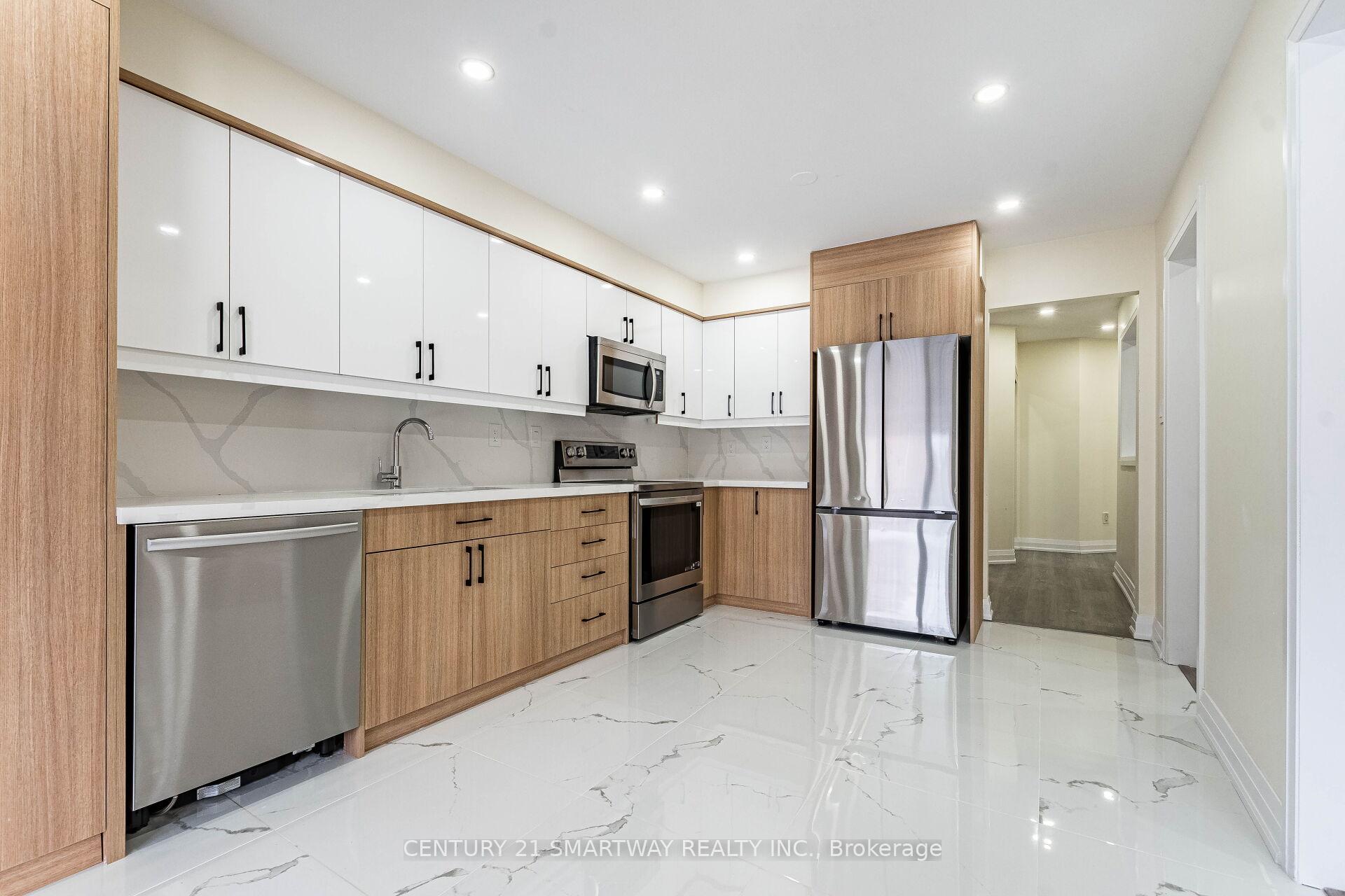 Photo 14 of 212 Twin Pines Crescent, Brampton, Northwest Sandalwood Parkway — HOMEH