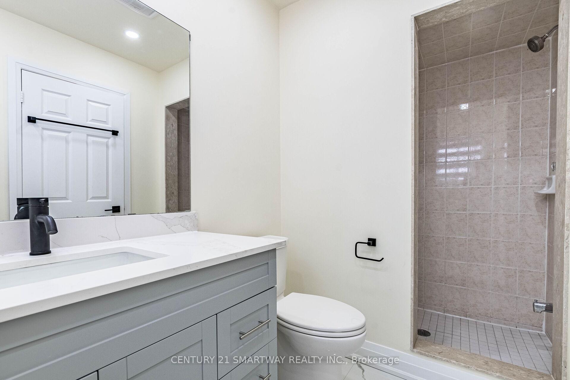 Photo 26 of 212 Twin Pines Crescent, Brampton, Northwest Sandalwood Parkway — HOMEH