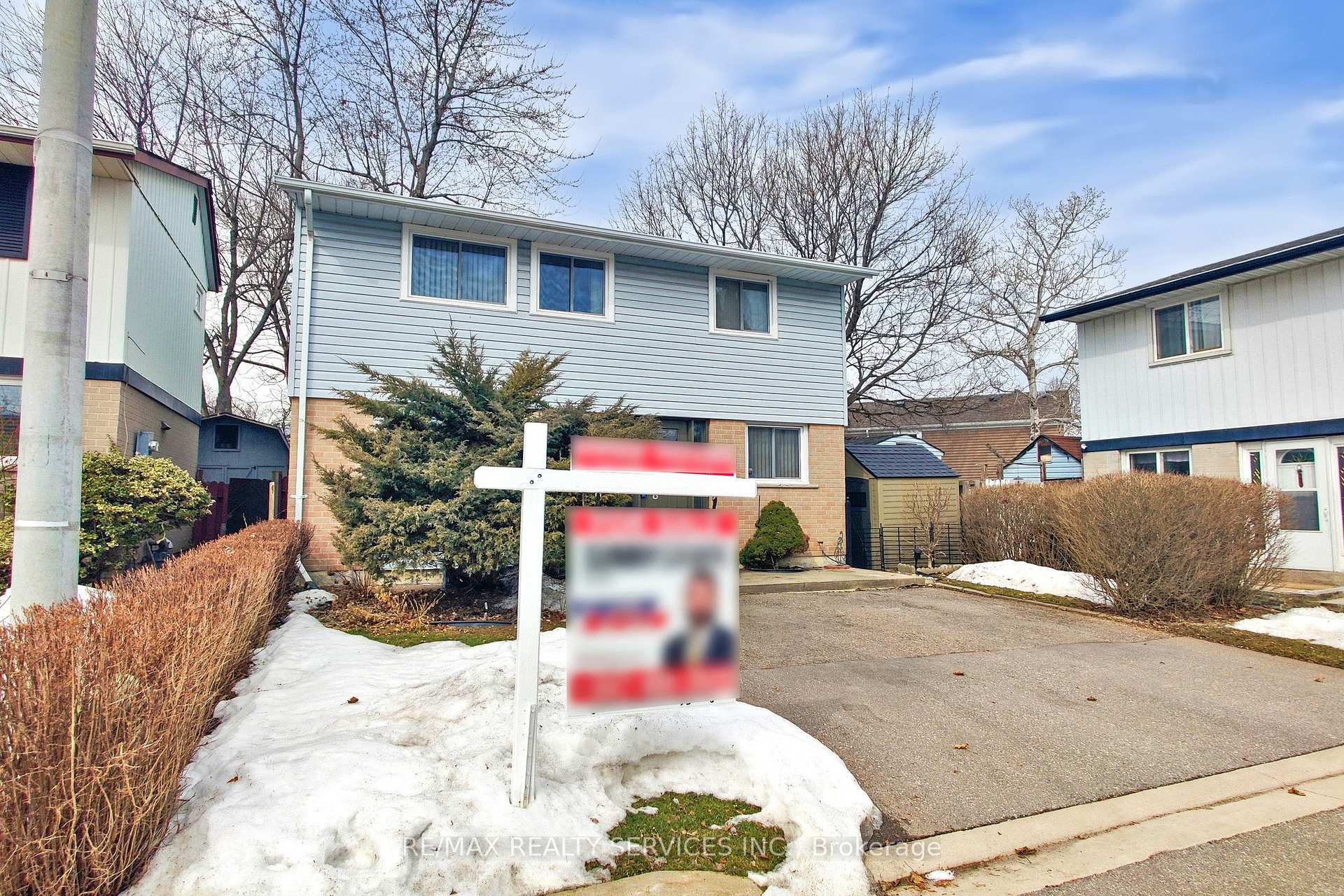 Photo 4 of 3 Jody Court, Brampton, Northgate — HOMEH