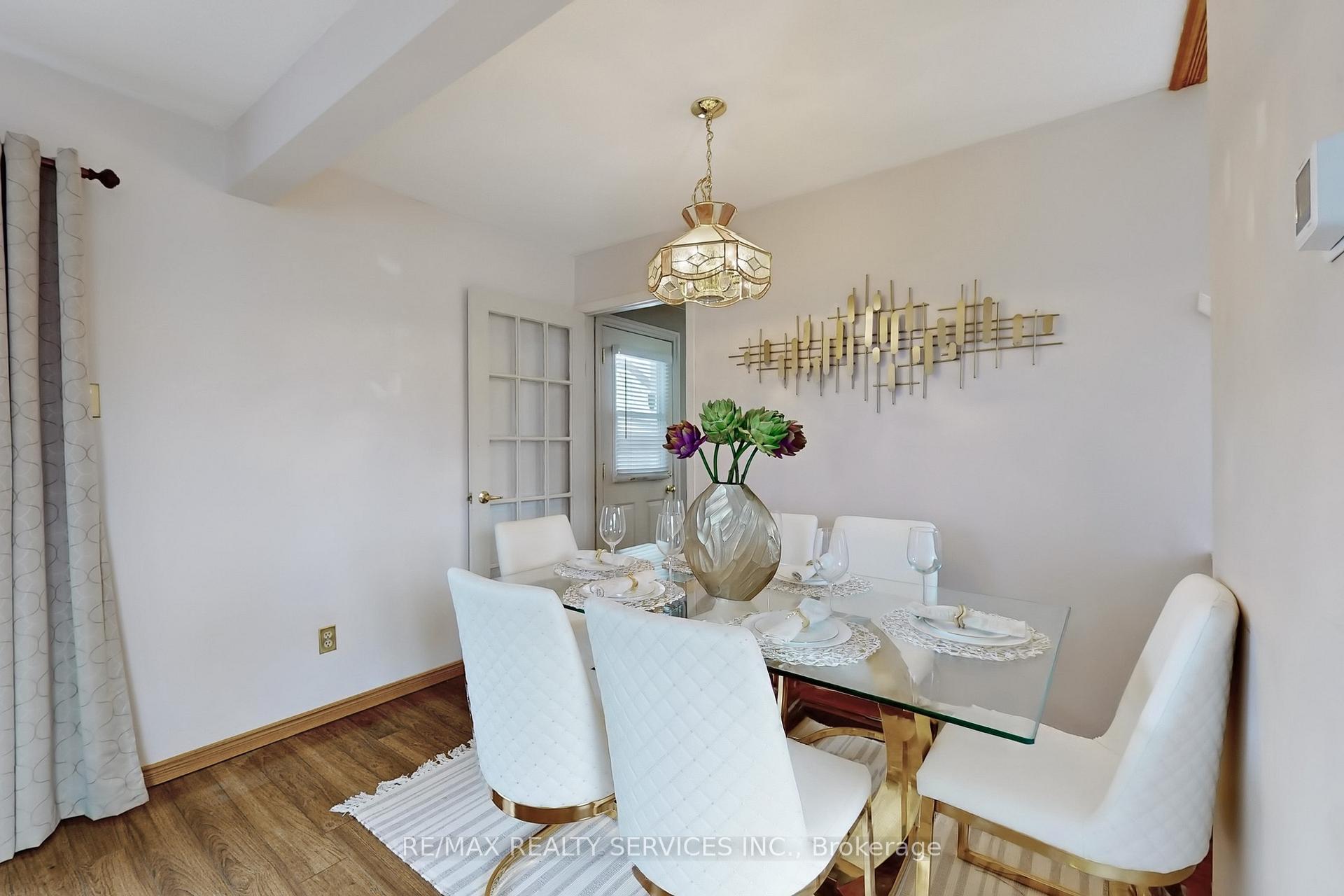 Photo 11 of 3 Jody Court, Brampton, Northgate — HOMEH