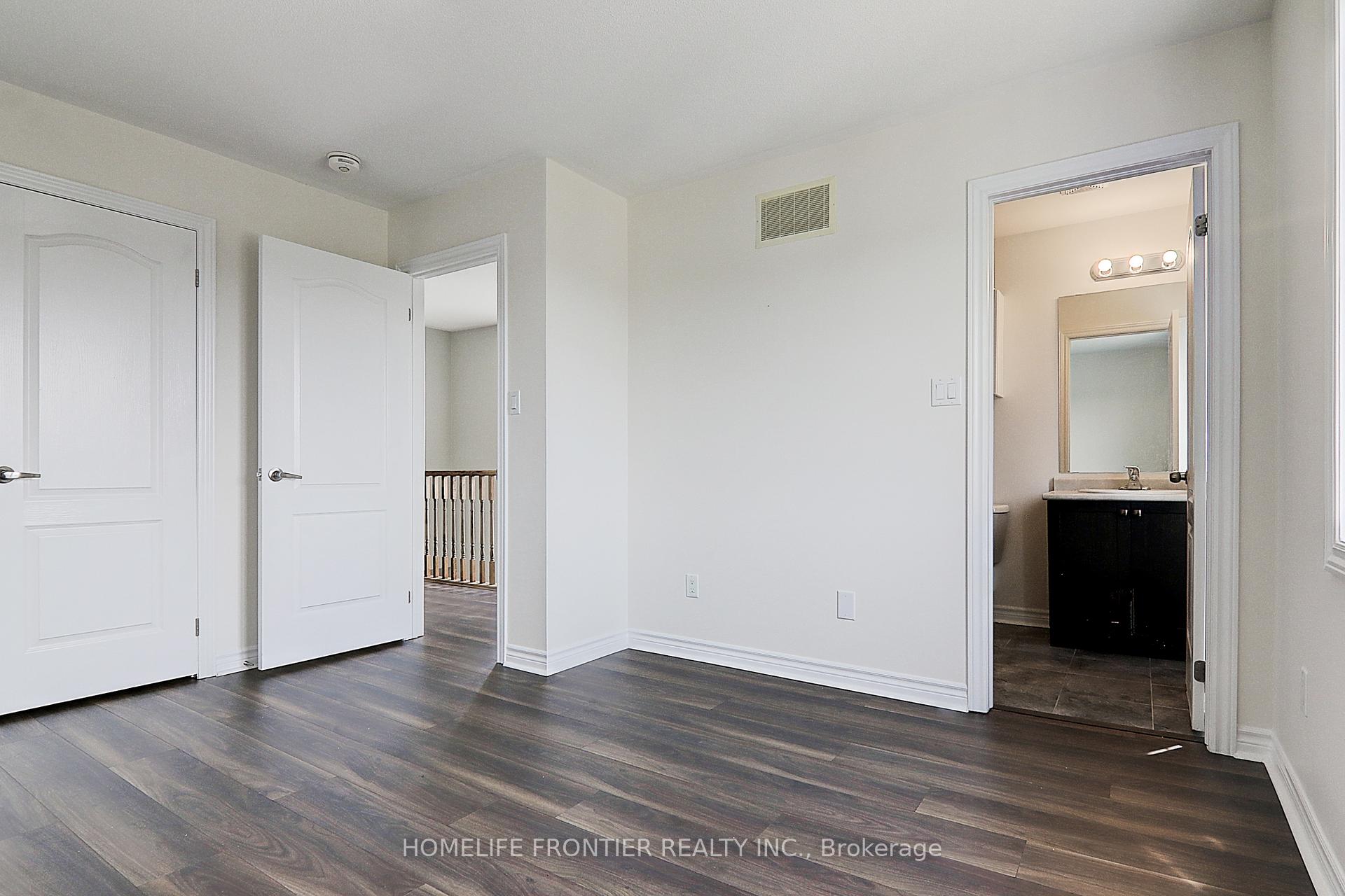 Photo 23 of 53 Ferris Square, Clarington, Courtice — HOMEH