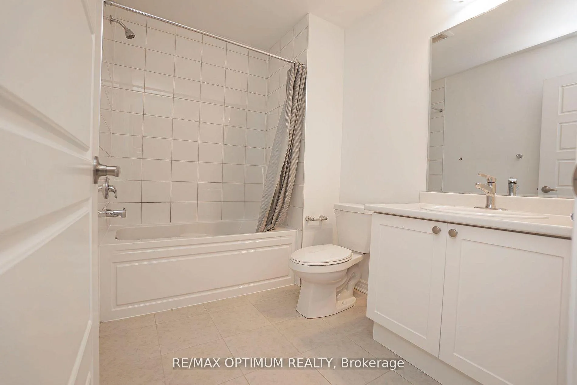 Photo 14 of 167 Keppel Circle, Brampton, Northwest Brampton — HOMEH
