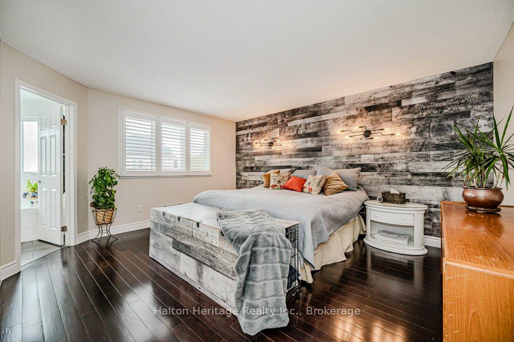 Photo 16 of 57 Longyear Drive, Hamilton, Waterdown — HOMEH
