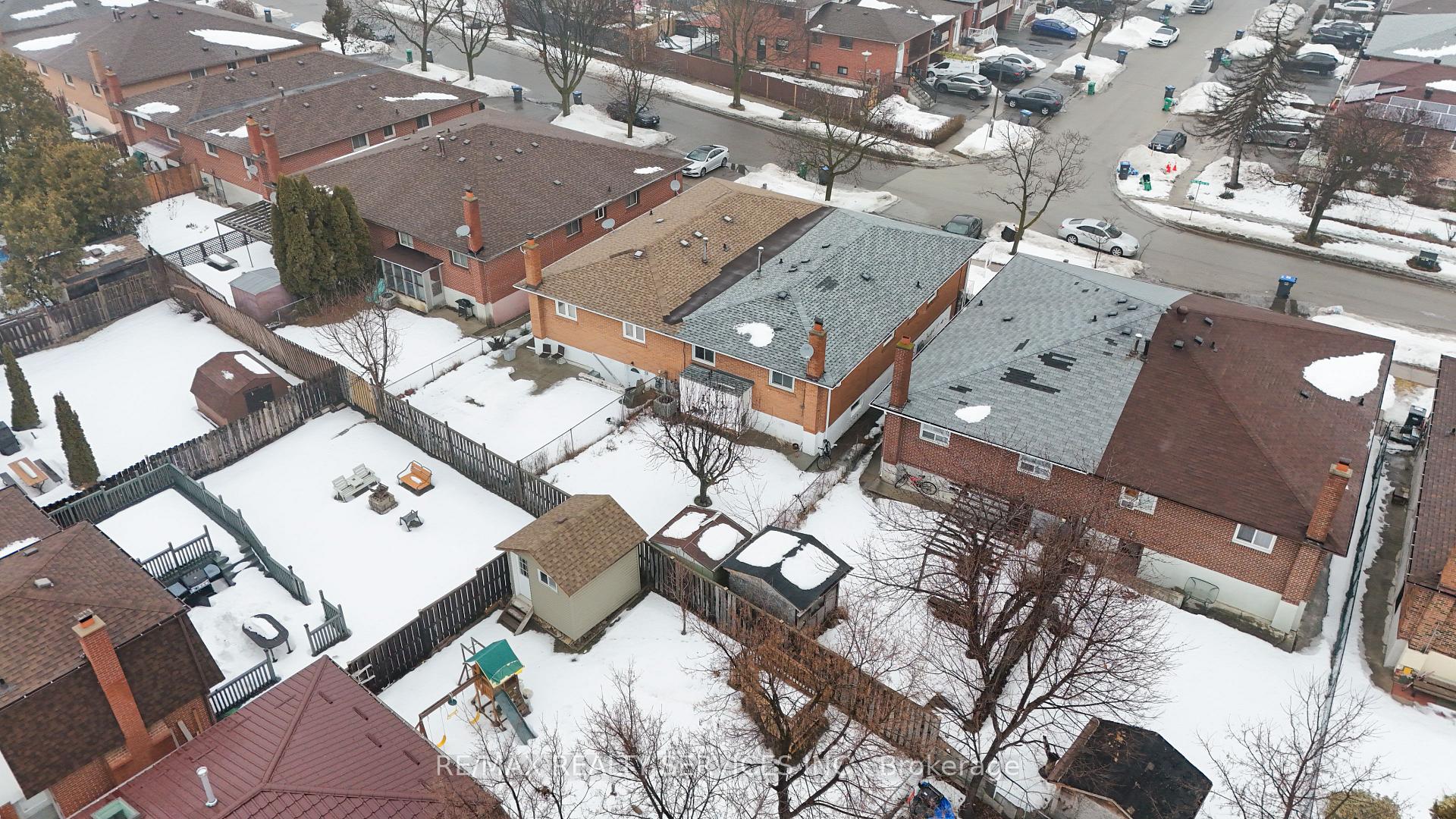 Photo 21 of 10 Royal Salisbury Way, Brampton, Madoc — HOMEH