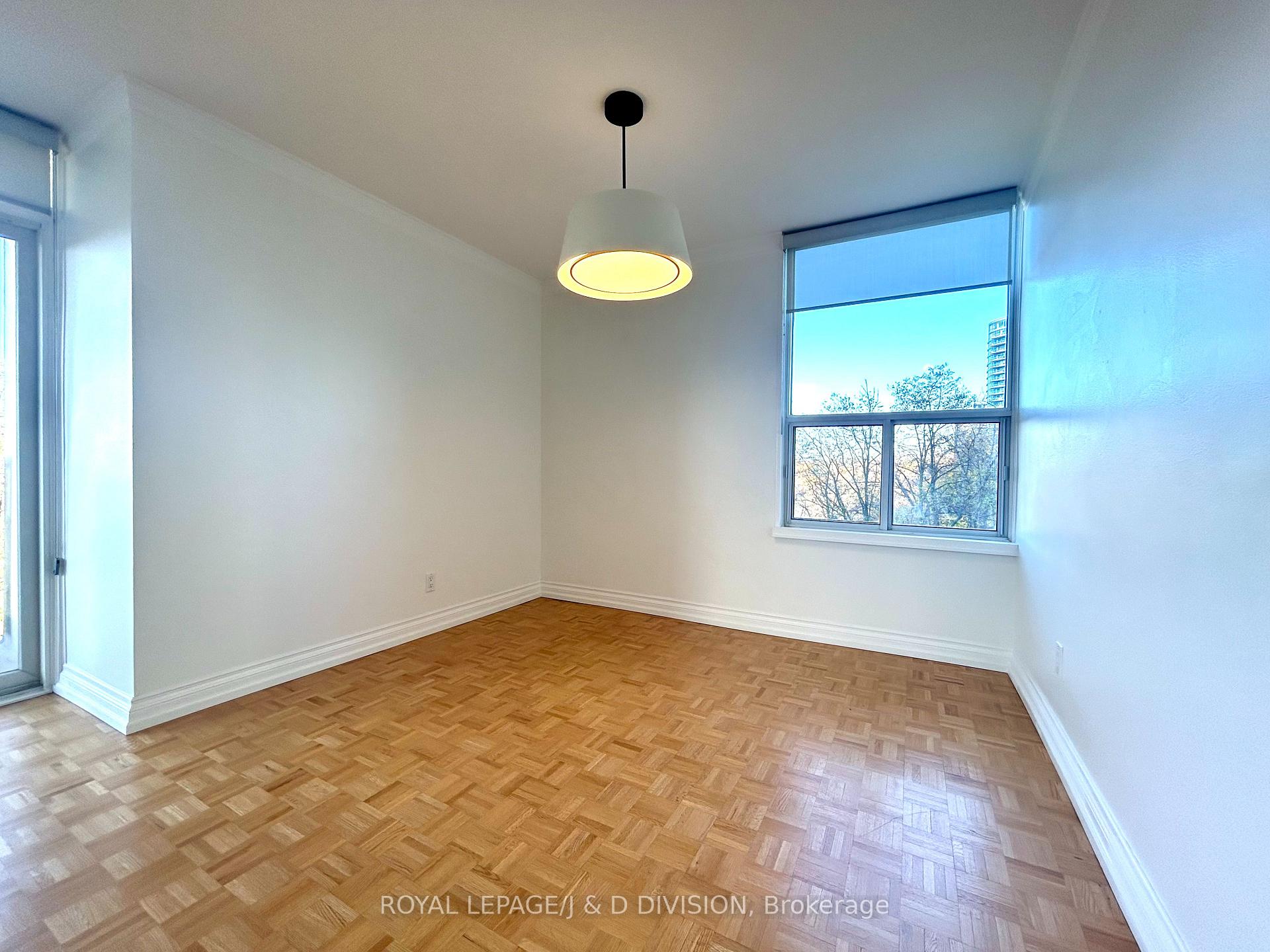 Photo 3 of Unit 505, 980 Broadview Avenue, Toronto, Broadview North — HOMEH