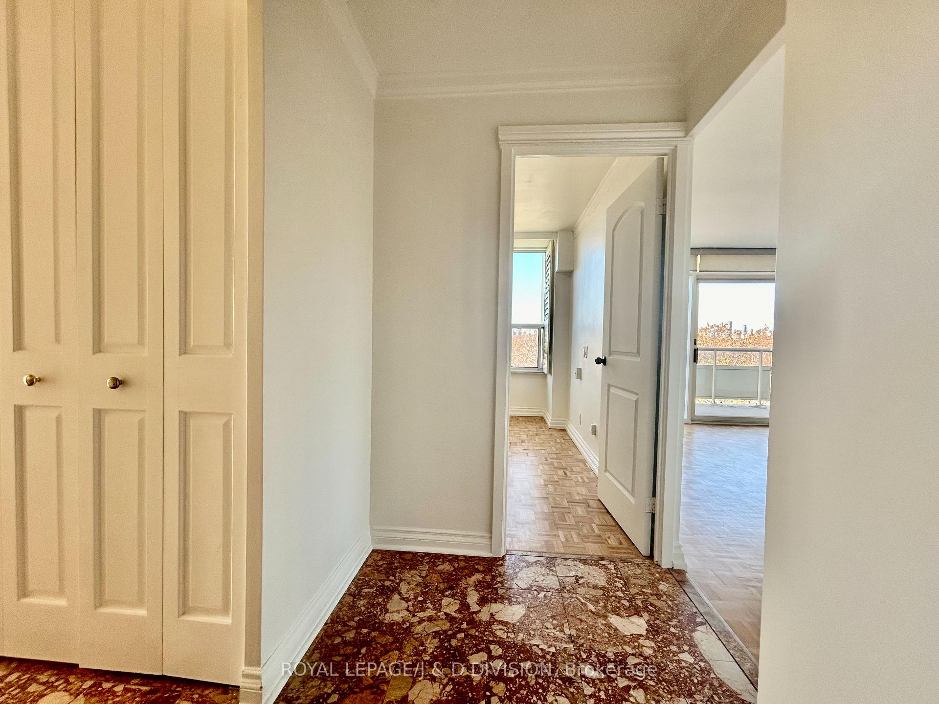 Photo 7 of Unit 505, 980 Broadview Avenue, Toronto, Broadview North — HOMEH