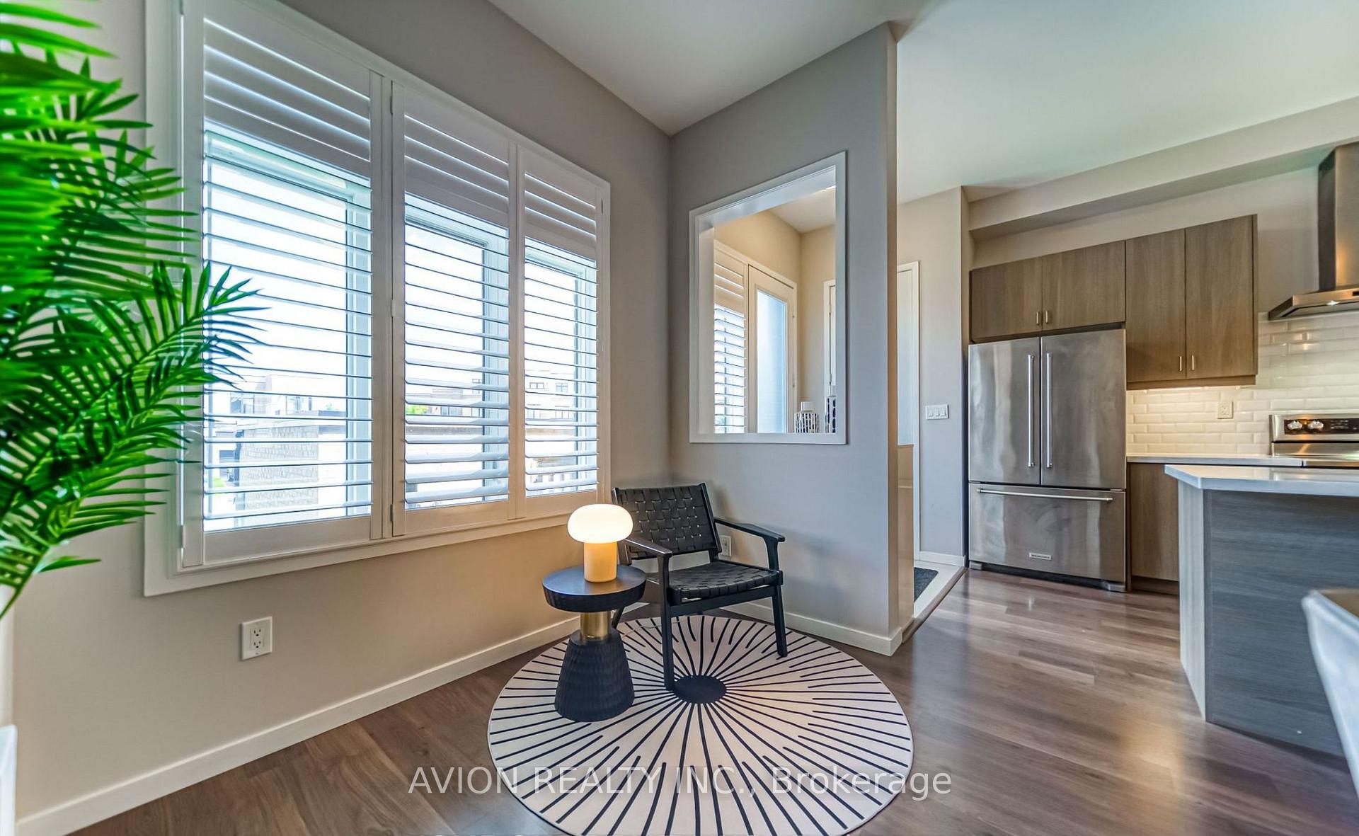 Photo 11 of 1256 Wellington Street E, Aurora, Bayview Northeast — HOMEH