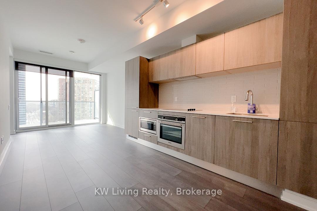 Photo 3 of Unit 1711, 3 Gloucester Street, Toronto, Church-Yonge Corridor — HOMEH