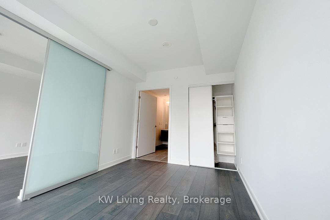 Photo 9 of Unit 1711, 3 Gloucester Street, Toronto, Church-Yonge Corridor — HOMEH