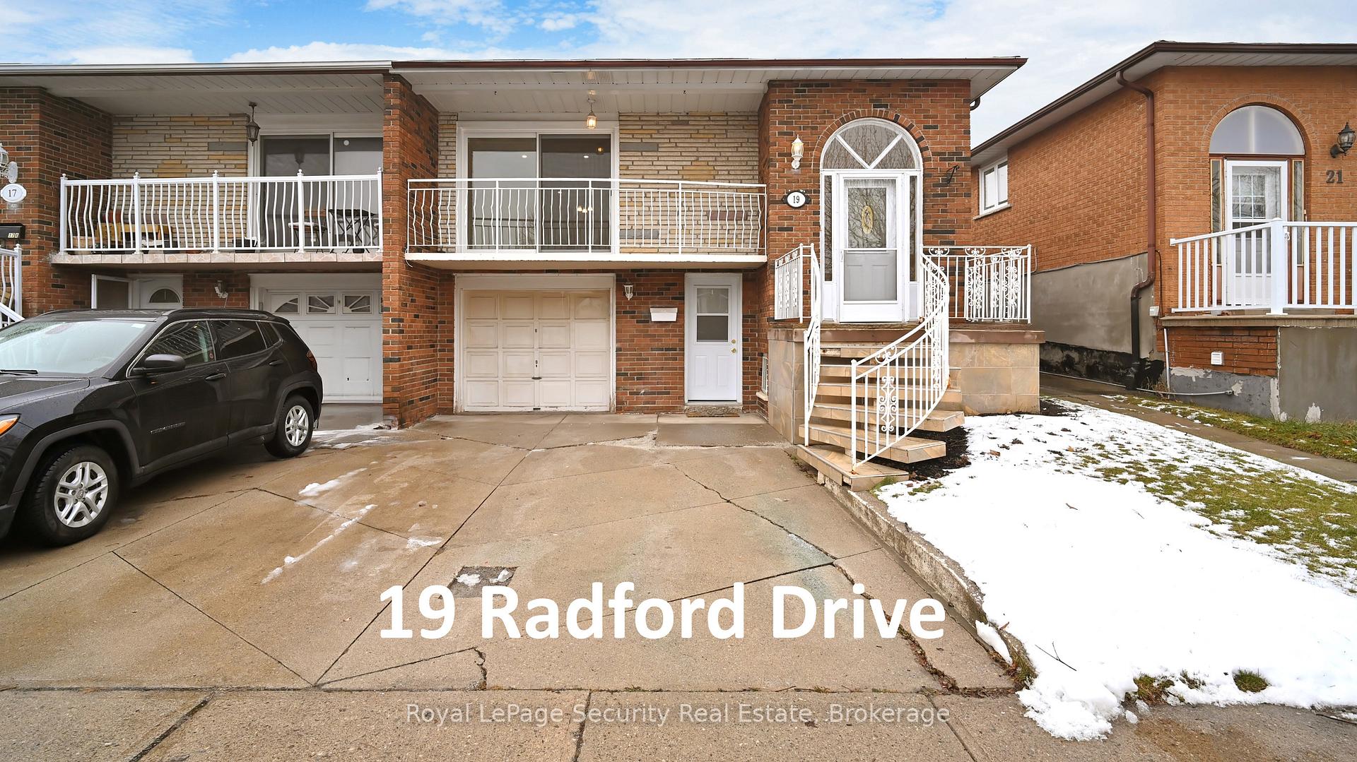 Photo 1 of 19 Radford Drive, Brampton, Brampton North — HOMEH
