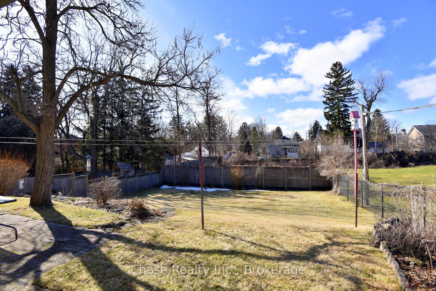 Photo 36 of 20 Lorne Avenue, Hamilton, Ancaster — HOMEH