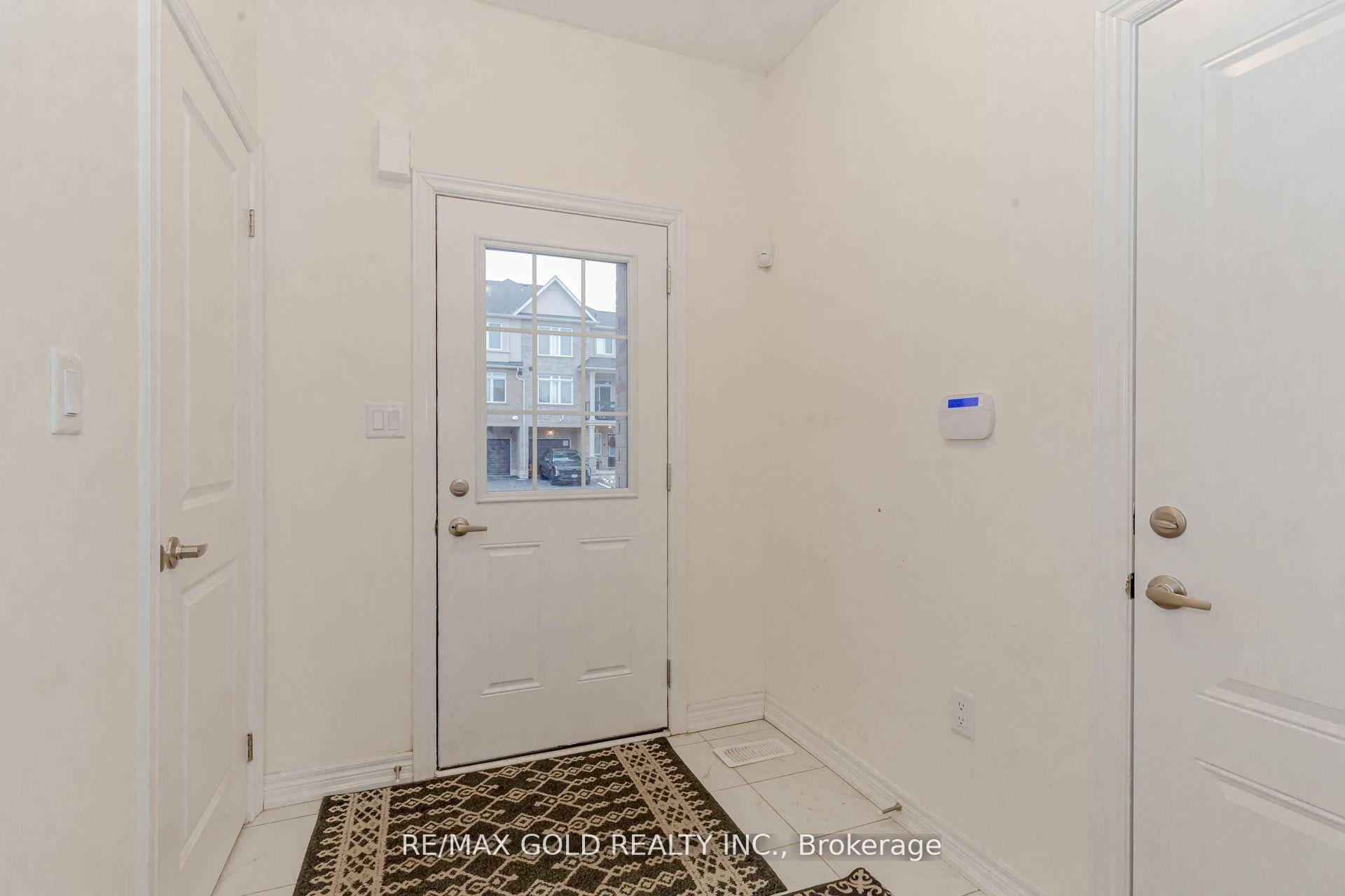 Photo 4 of 157 Sonoma Lane, Hamilton, Stoney Creek — HOMEH