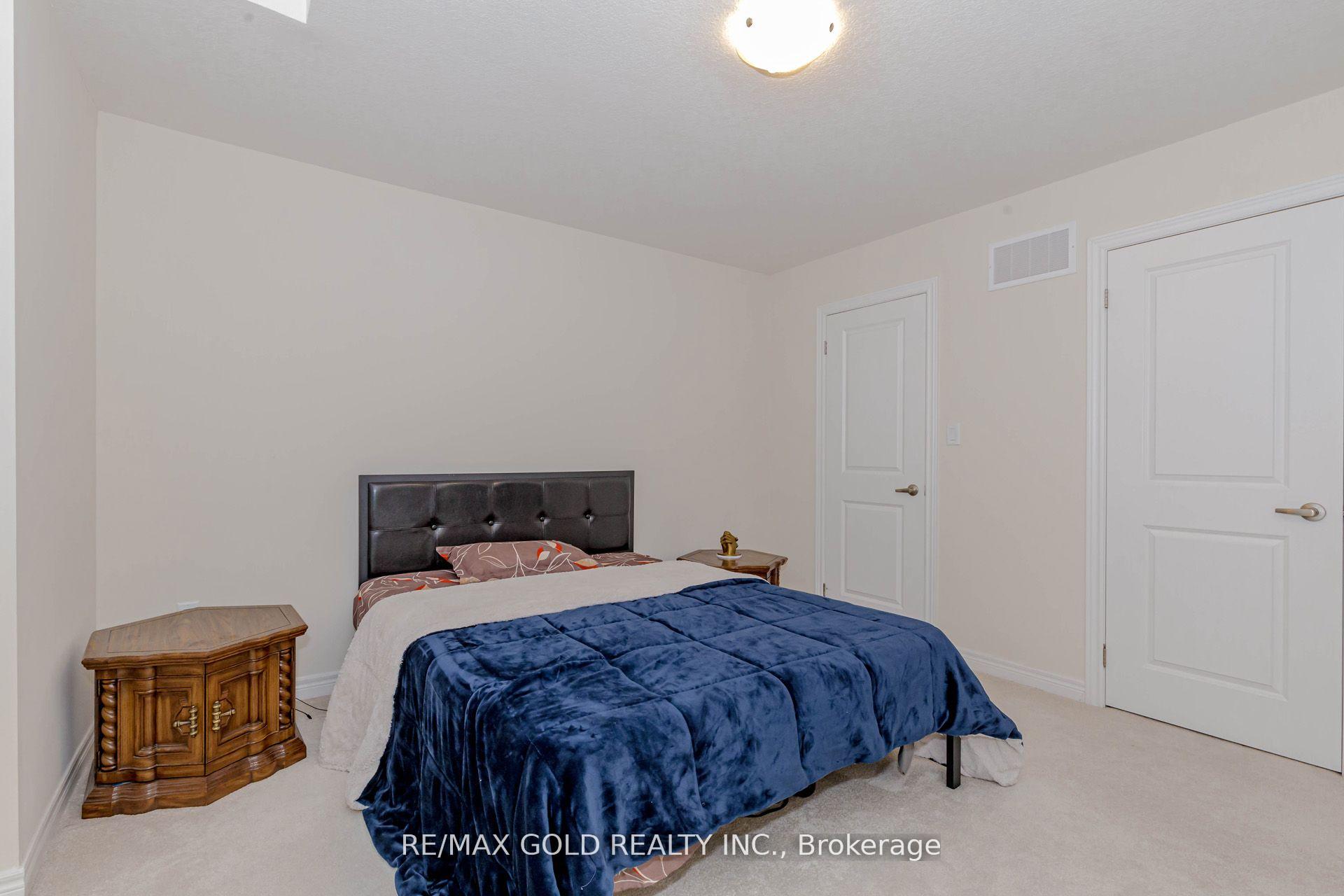 Photo 23 of 157 Sonoma Lane, Hamilton, Stoney Creek — HOMEH