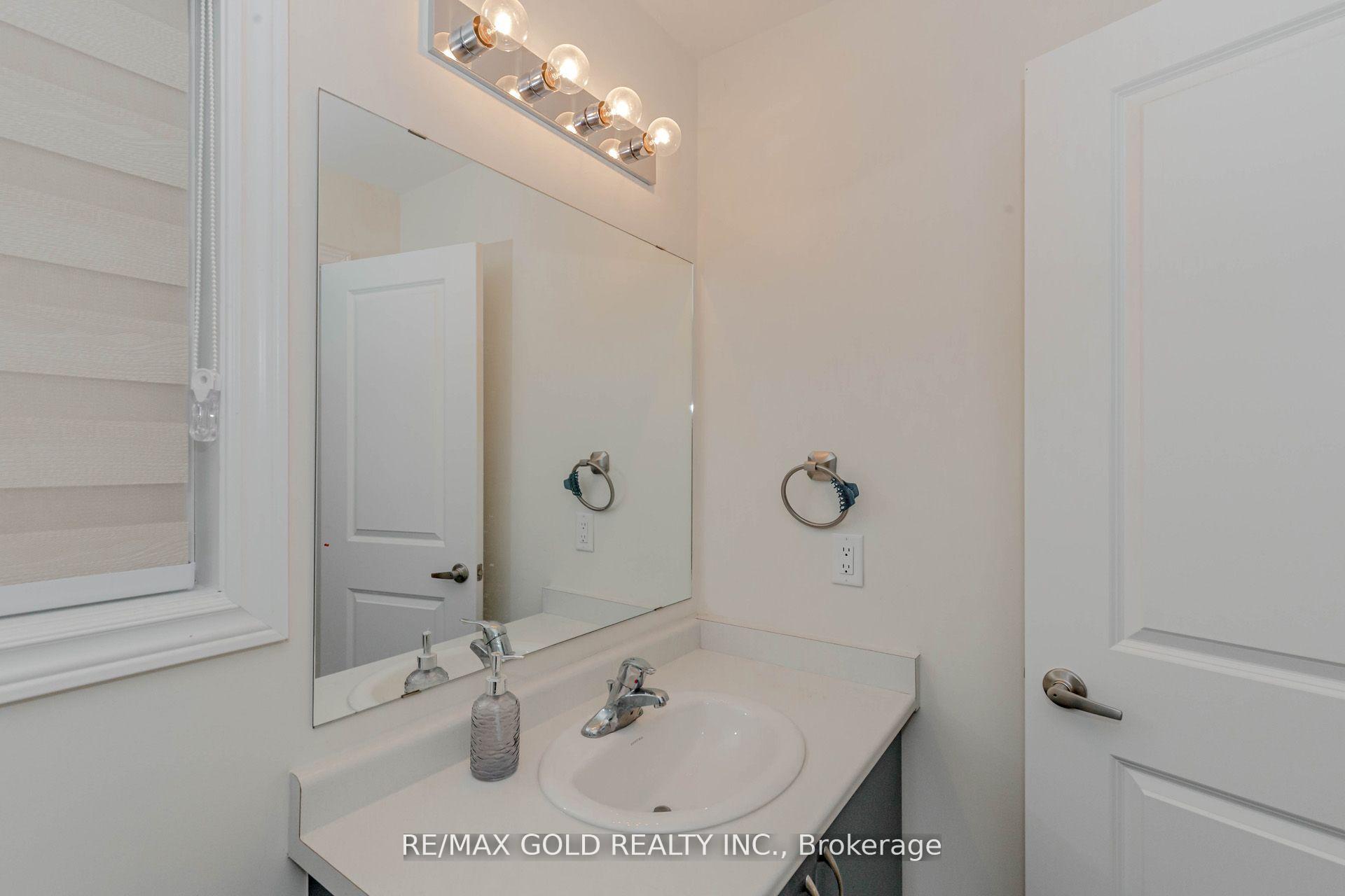 Photo 26 of 157 Sonoma Lane, Hamilton, Stoney Creek — HOMEH
