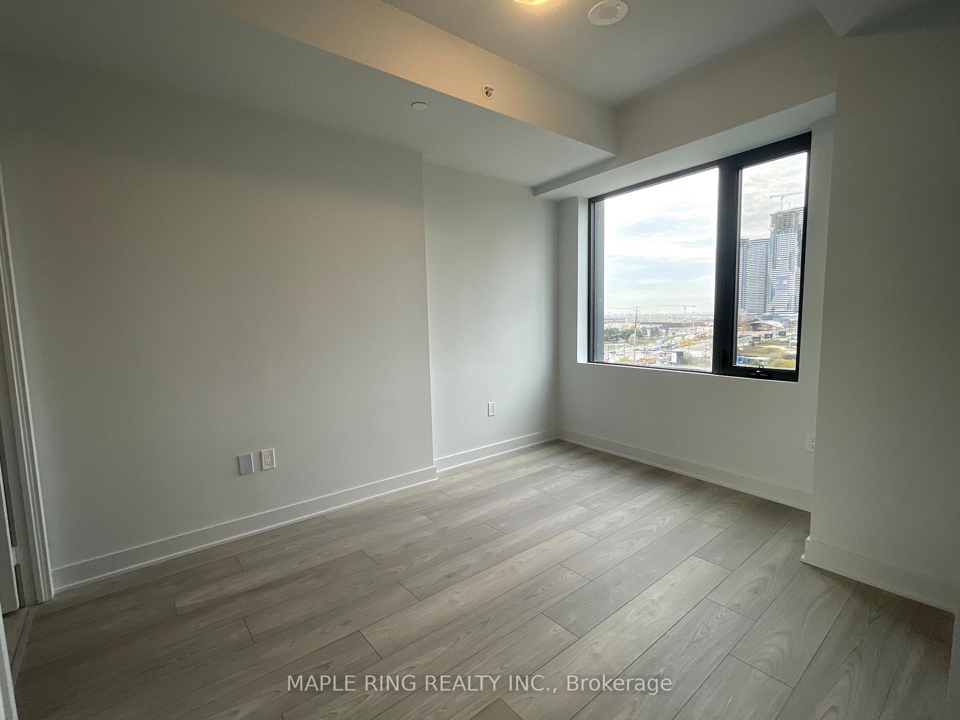 Photo 4 of Unit 501, 2920 Highway 7 Road, Vaughan, Concord — HOMEH