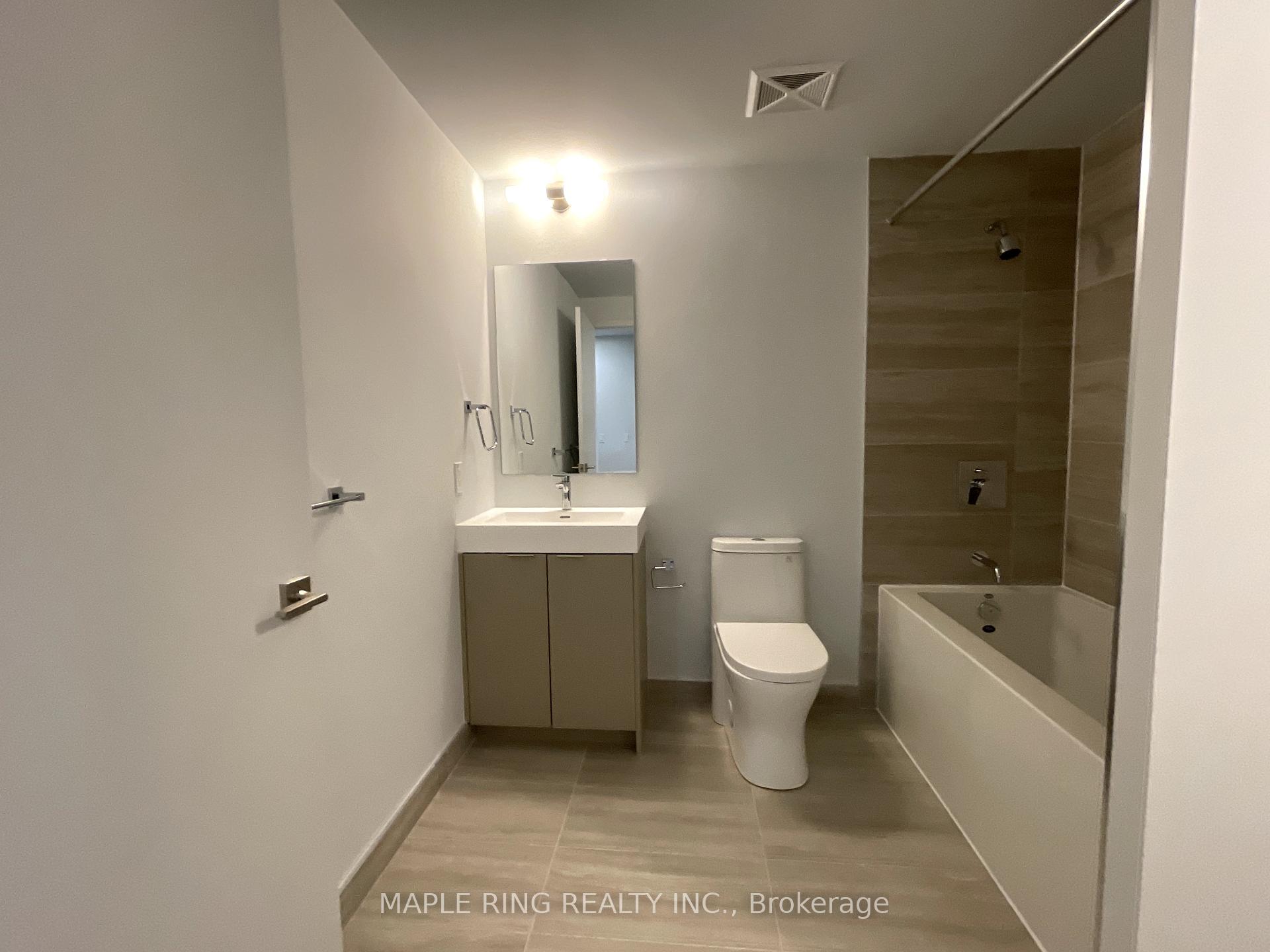 Photo 8 of Unit 501, 2920 Highway 7 Road, Vaughan, Concord — HOMEH