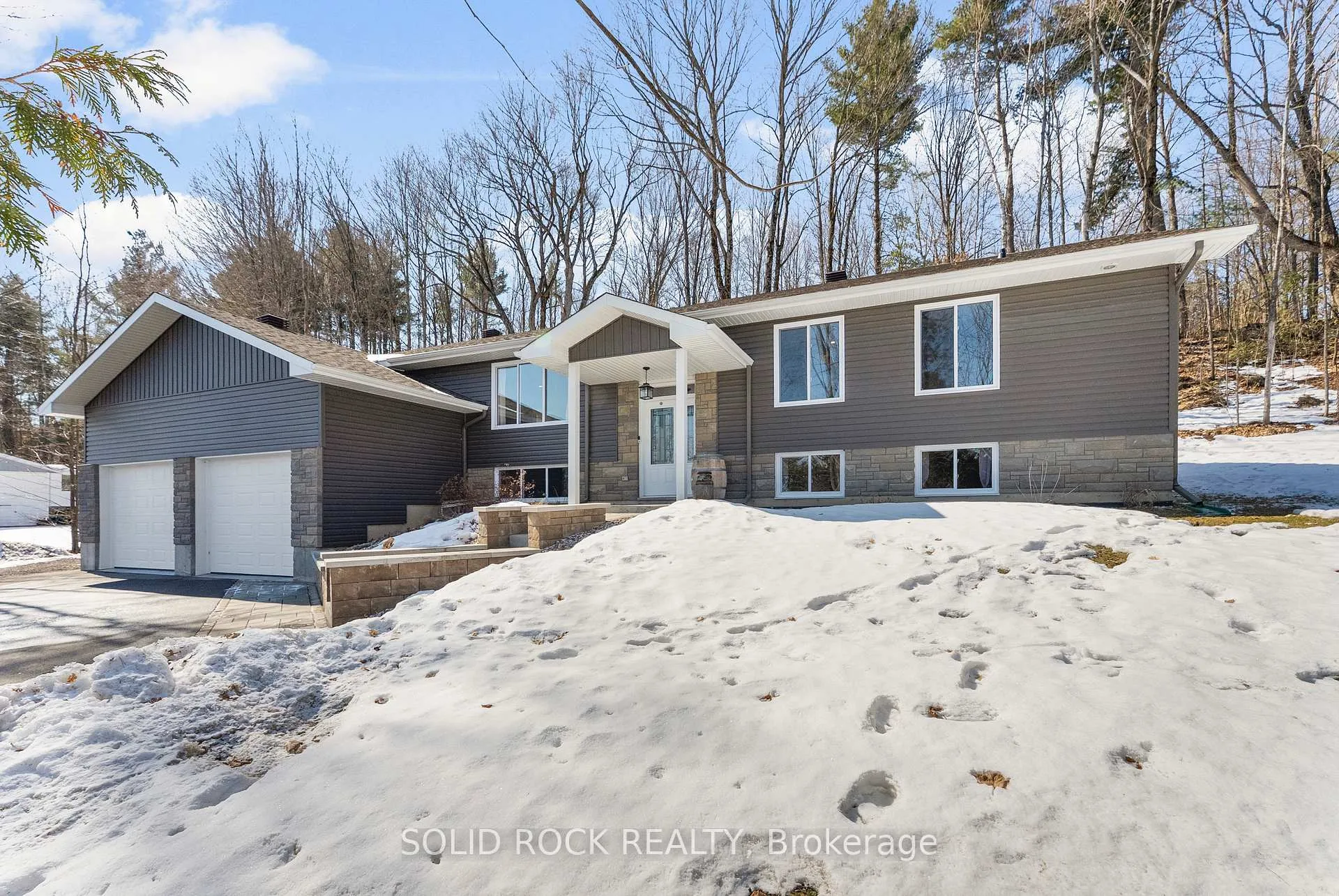 Photo 3 of 1775 River Road, McNab/Braeside, Mcnab/Braeside Twps — HOMEH