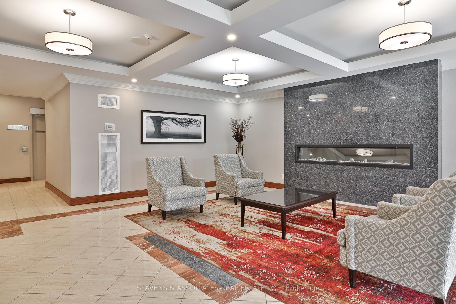 Photo 1 of Unit 717, 268 Ridley Boulevard, Toronto, Bedford Park-Nortown — HOMEH