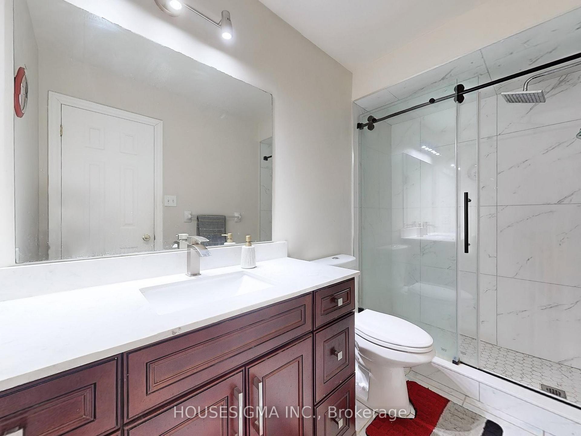 Photo 23 of 31 Braddock Drive, Brampton, Fletcher's Meadow — HOMEH