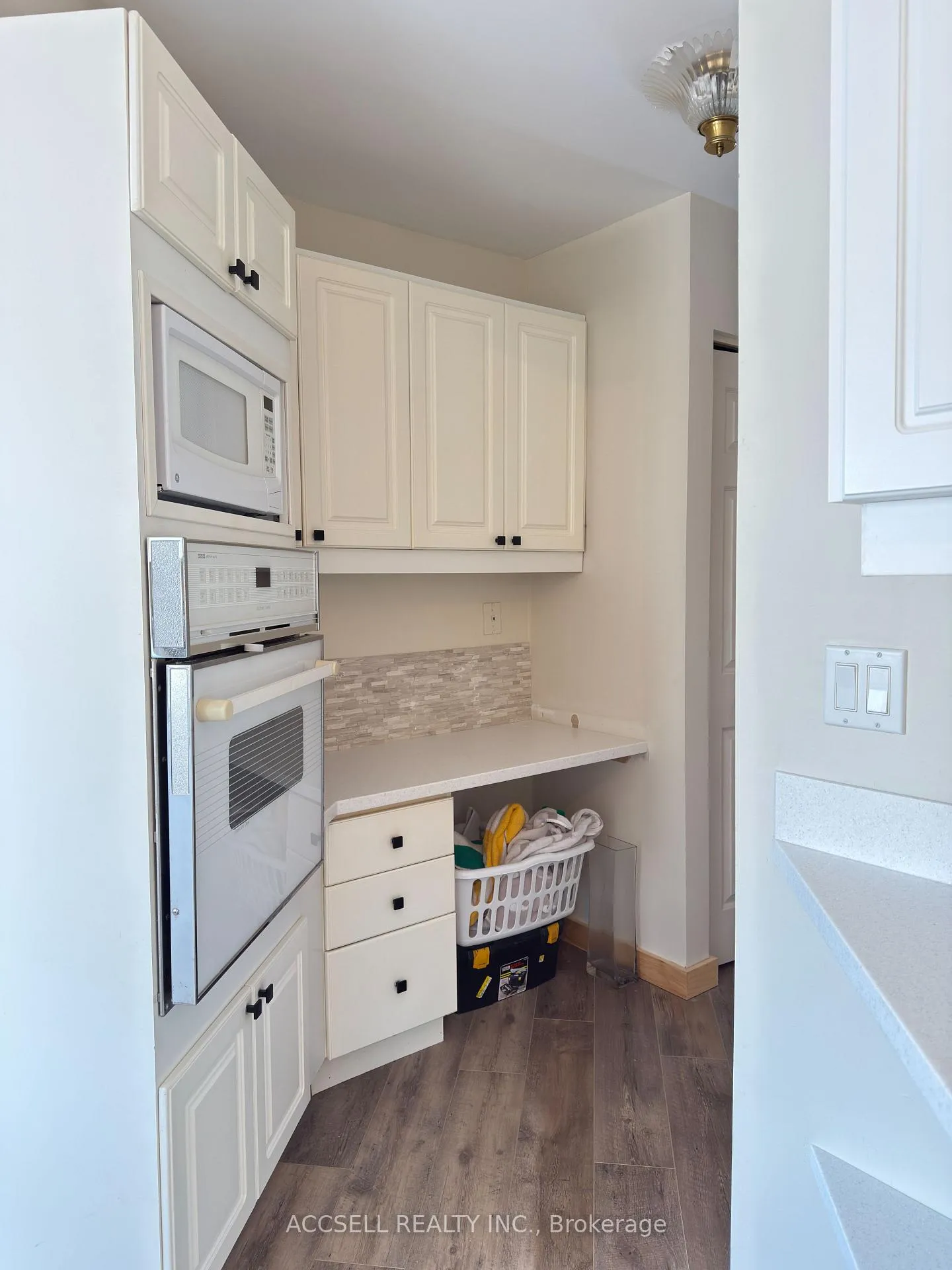 Photo 9 of Unit 21, 374 Edith Cavell Boulevard, Central Elgin, Rural Central Elgin — HOMEH