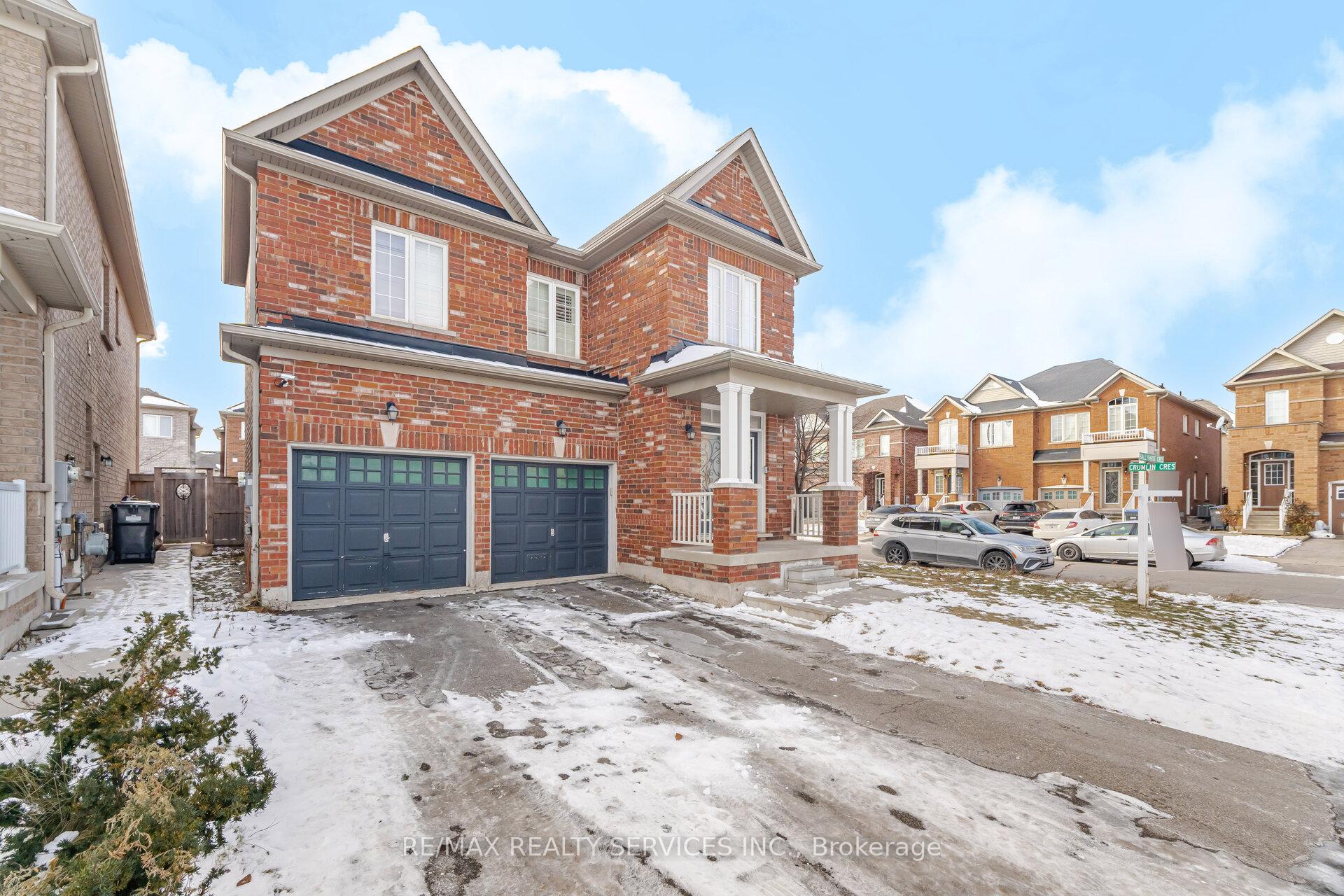Photo 3 of 1 Ballyhaise Crescent, Brampton, Credit Valley — HOMEH