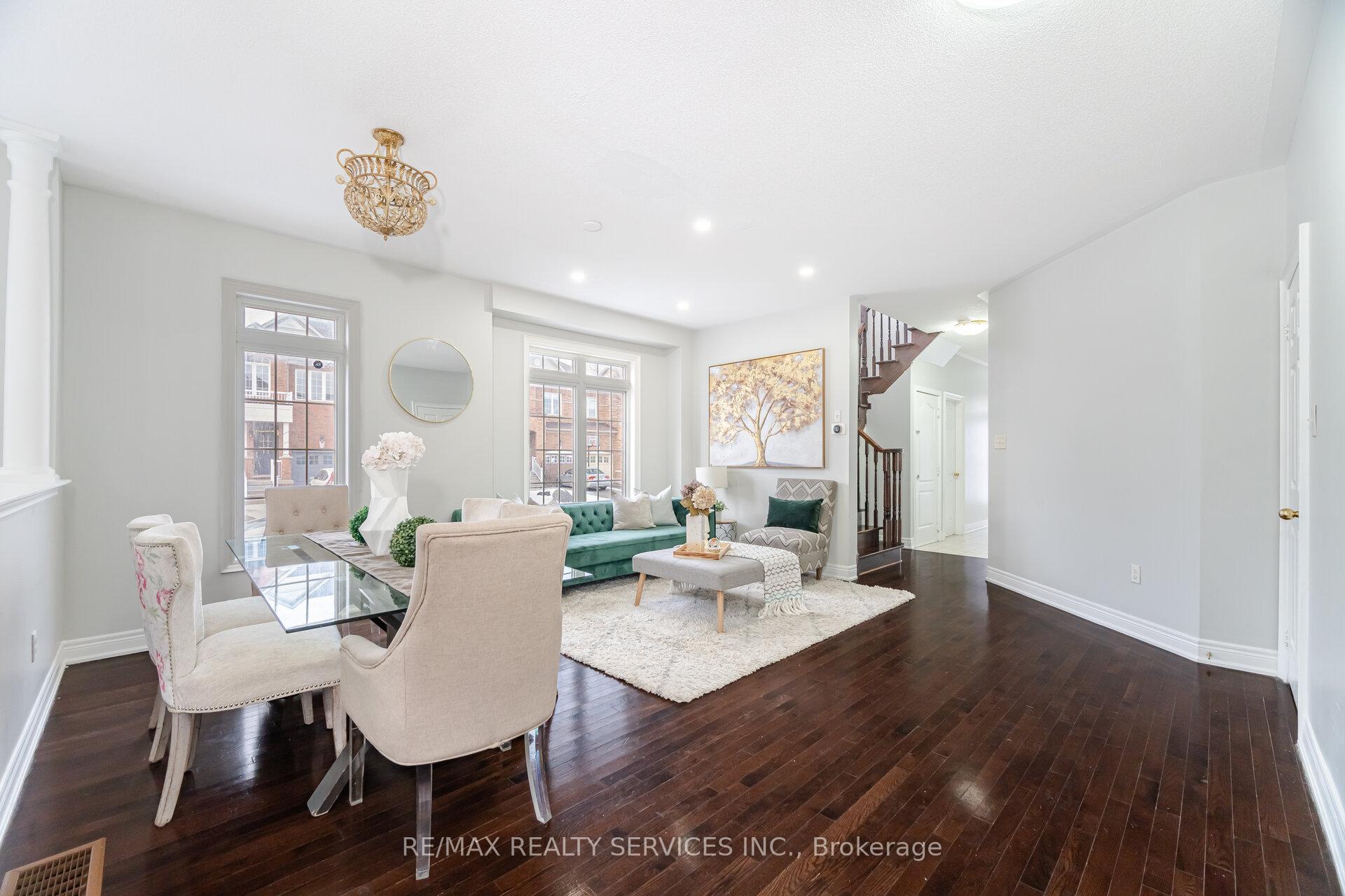 Photo 12 of 1 Ballyhaise Crescent, Brampton, Credit Valley — HOMEH