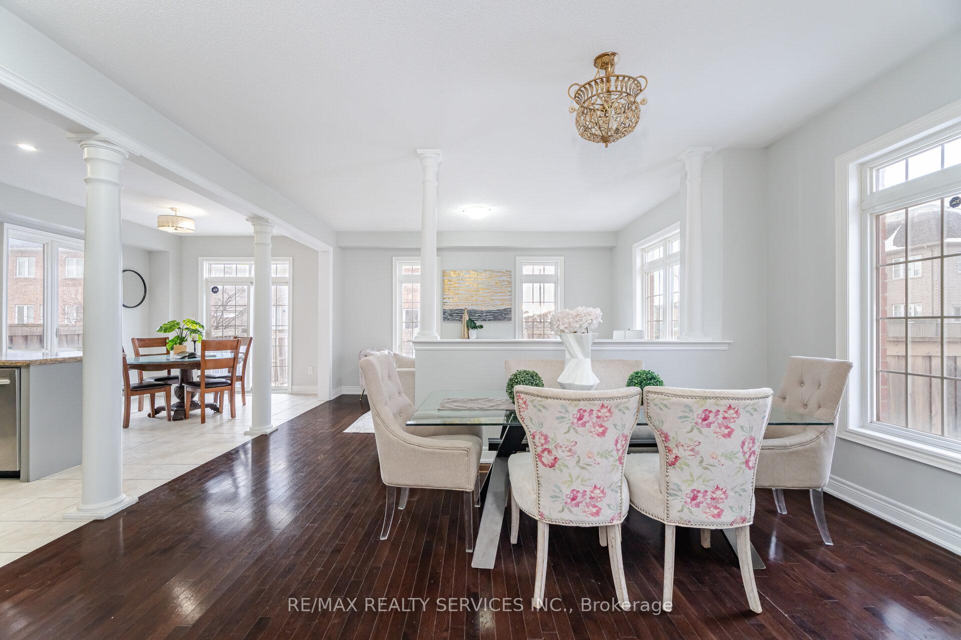 Photo 13 of 1 Ballyhaise Crescent, Brampton, Credit Valley — HOMEH