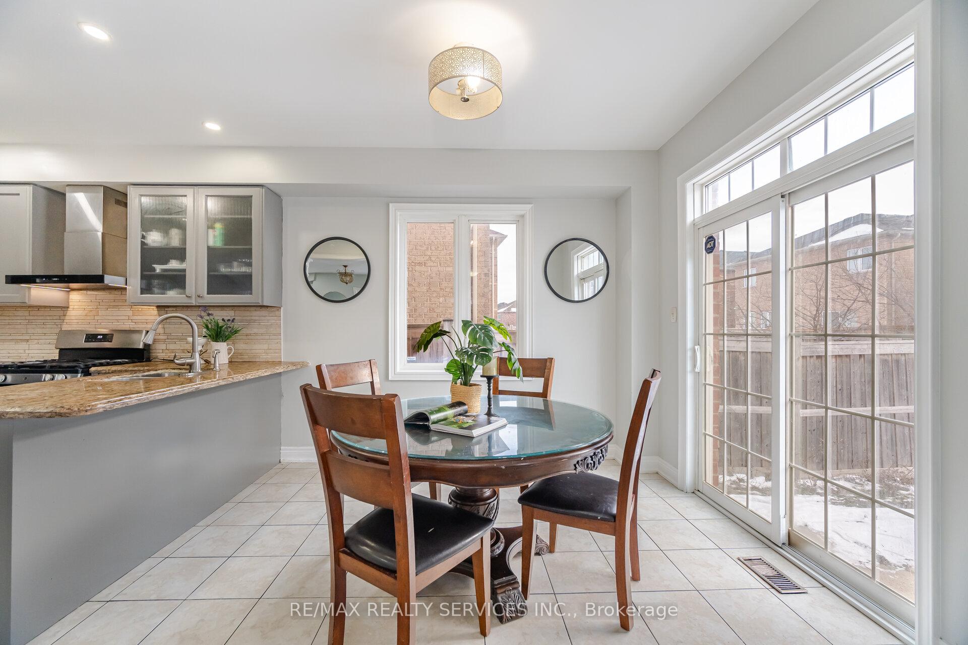 Photo 19 of 1 Ballyhaise Crescent, Brampton, Credit Valley — HOMEH