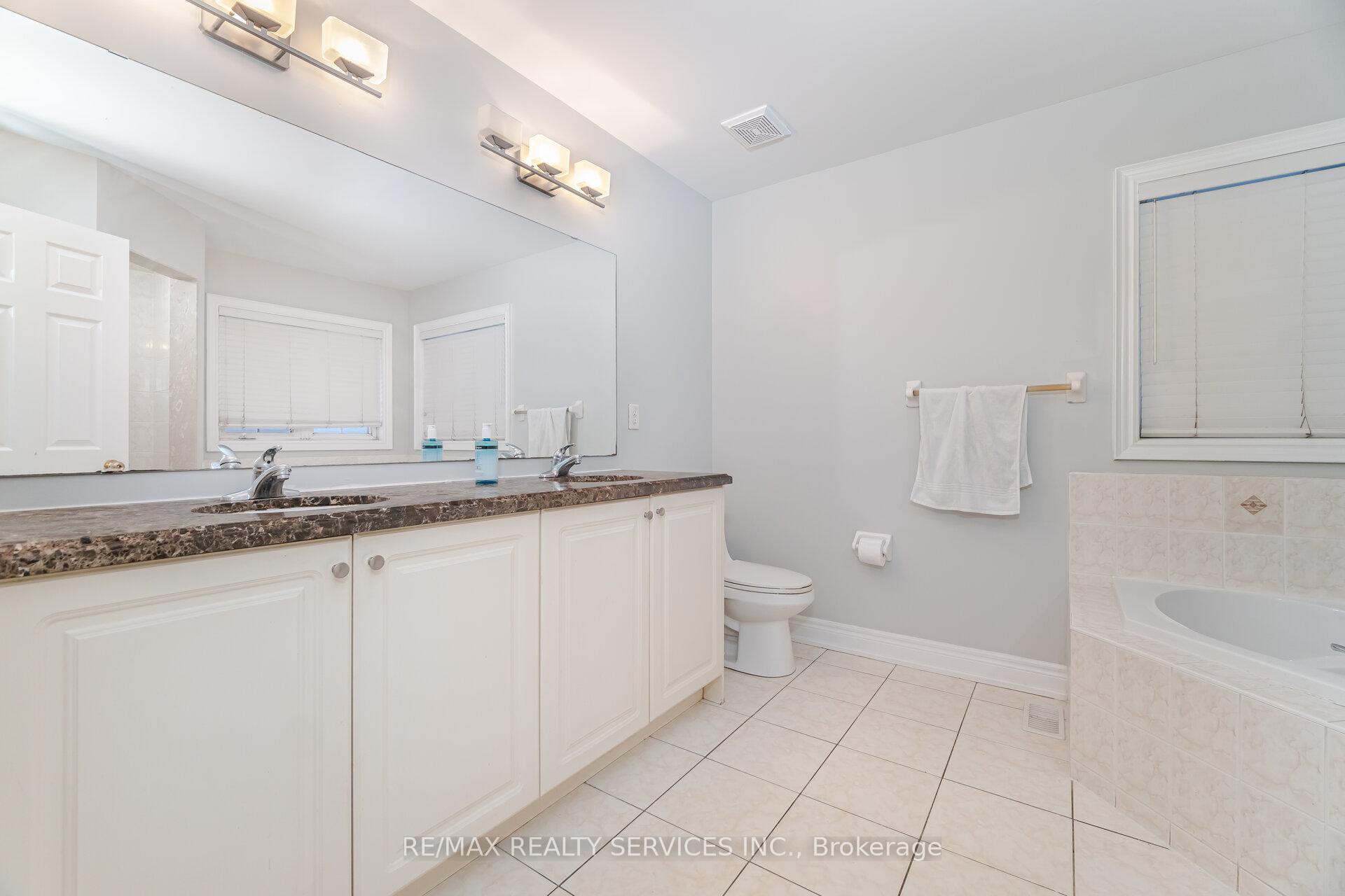 Photo 26 of 1 Ballyhaise Crescent, Brampton, Credit Valley — HOMEH