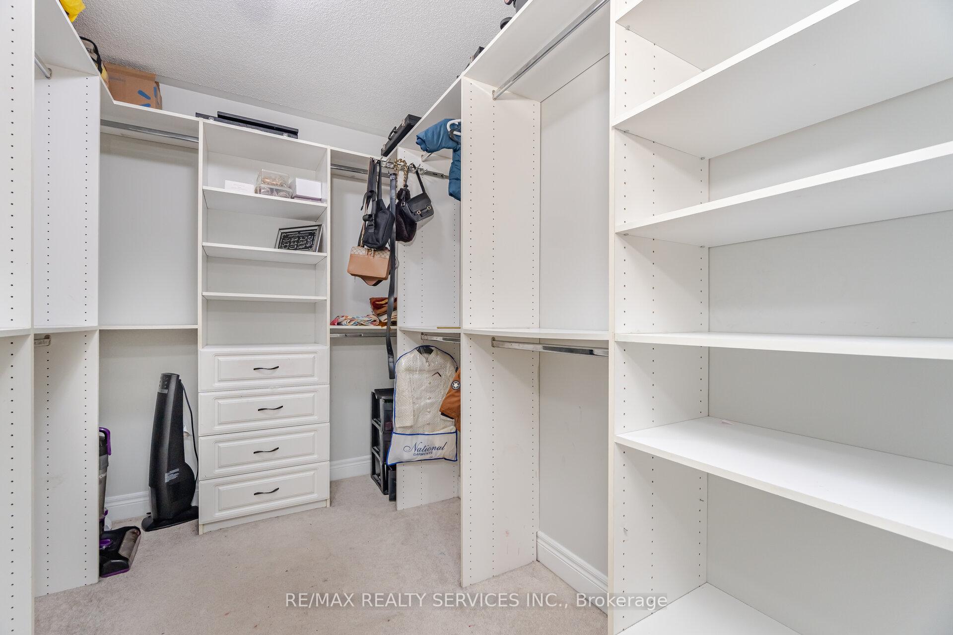 Photo 27 of 1 Ballyhaise Crescent, Brampton, Credit Valley — HOMEH
