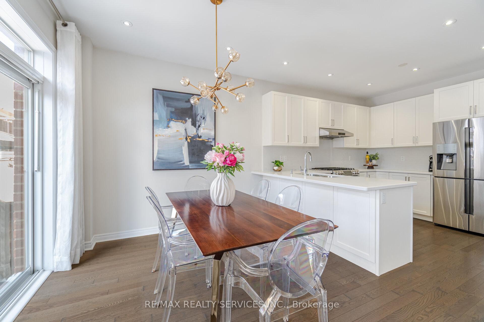 Photo 10 of 4 Fulmer Road, Brampton, Northwest Brampton — HOMEH