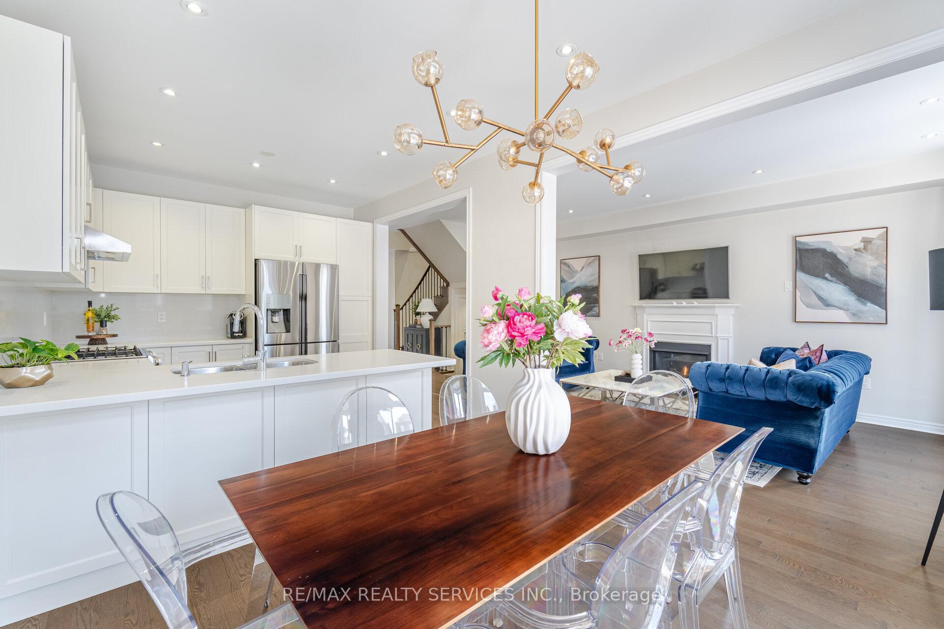 Photo 11 of 4 Fulmer Road, Brampton, Northwest Brampton — HOMEH