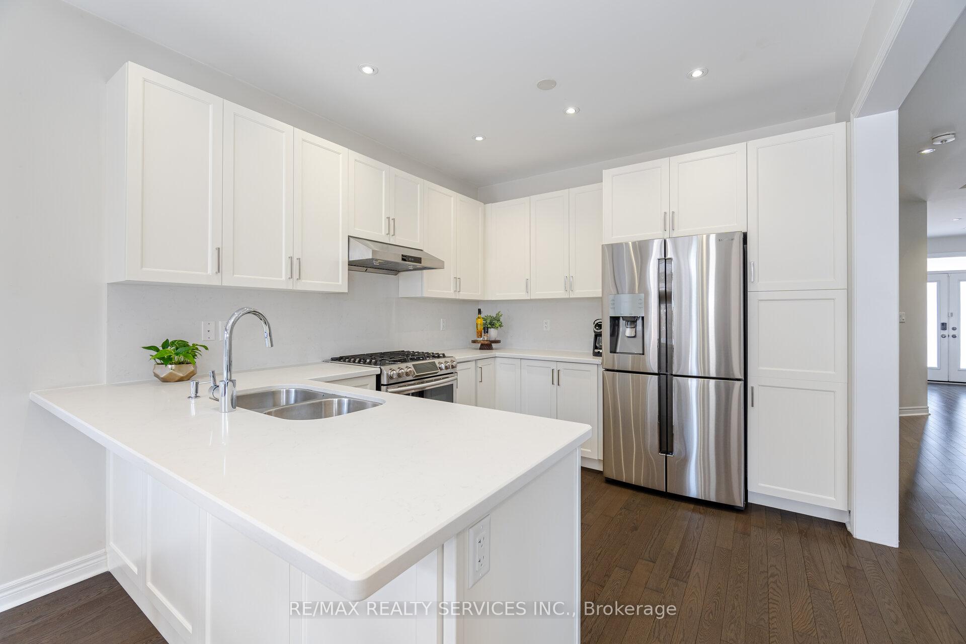 Photo 12 of 4 Fulmer Road, Brampton, Northwest Brampton — HOMEH