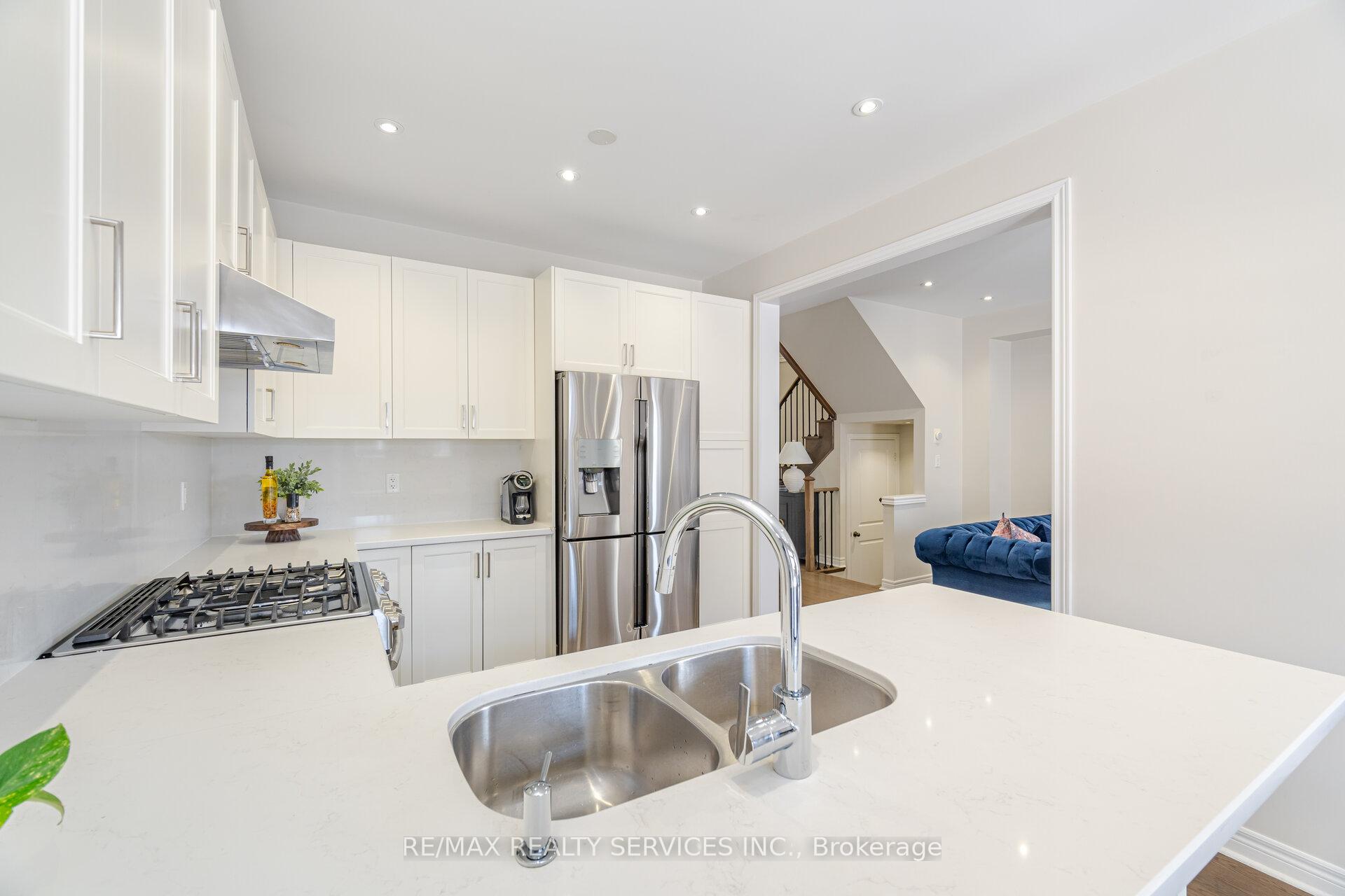 Photo 16 of 4 Fulmer Road, Brampton, Northwest Brampton — HOMEH