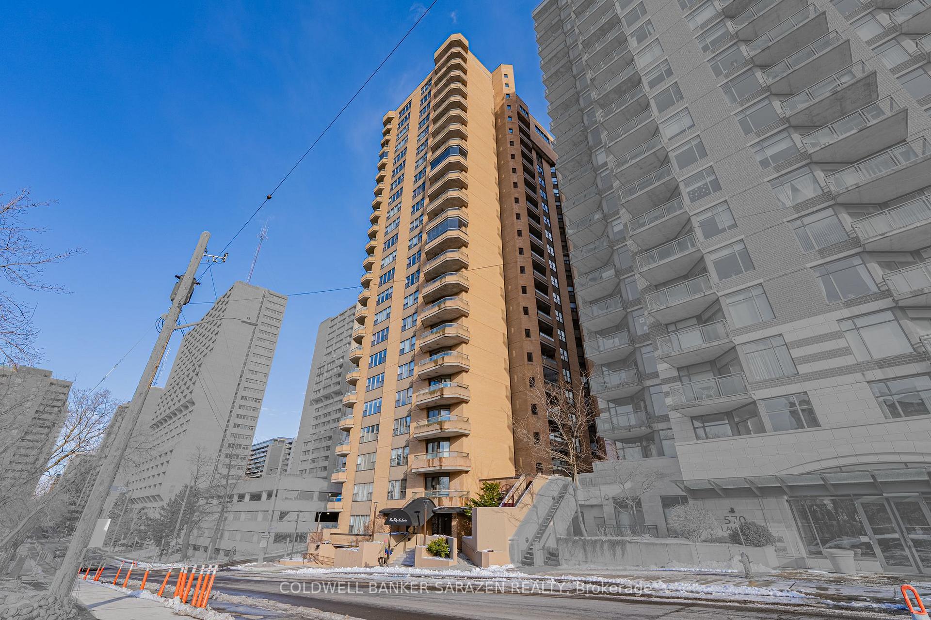 Front of Unit 1107, 556 Laurier Avenue W