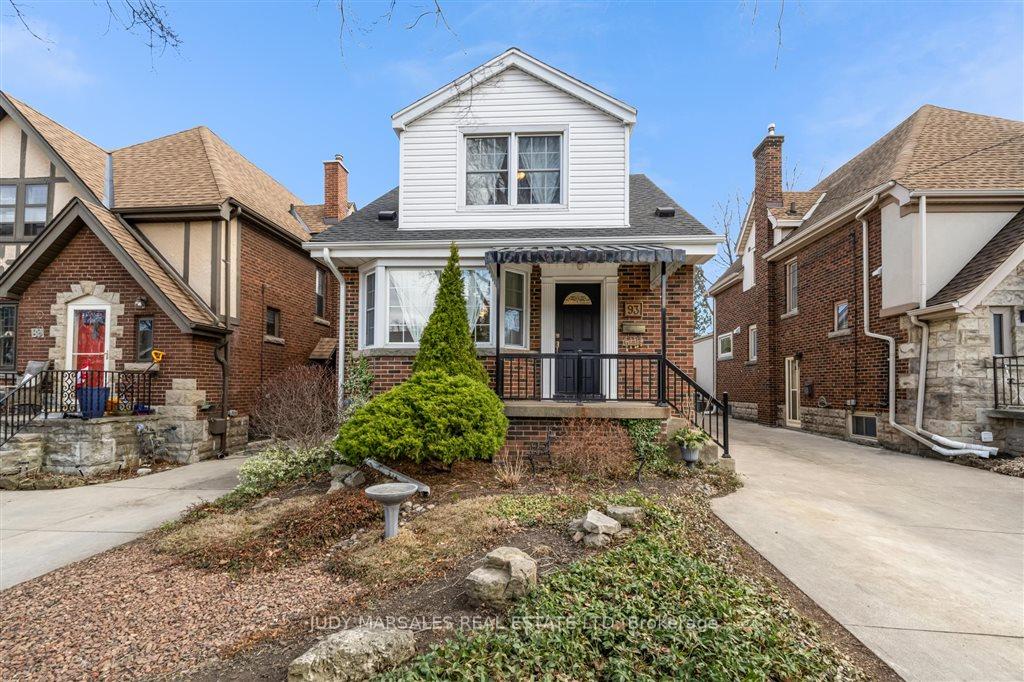 Photo 1 of 93 Edgemont Street S, Hamilton, Delta — HOMEH