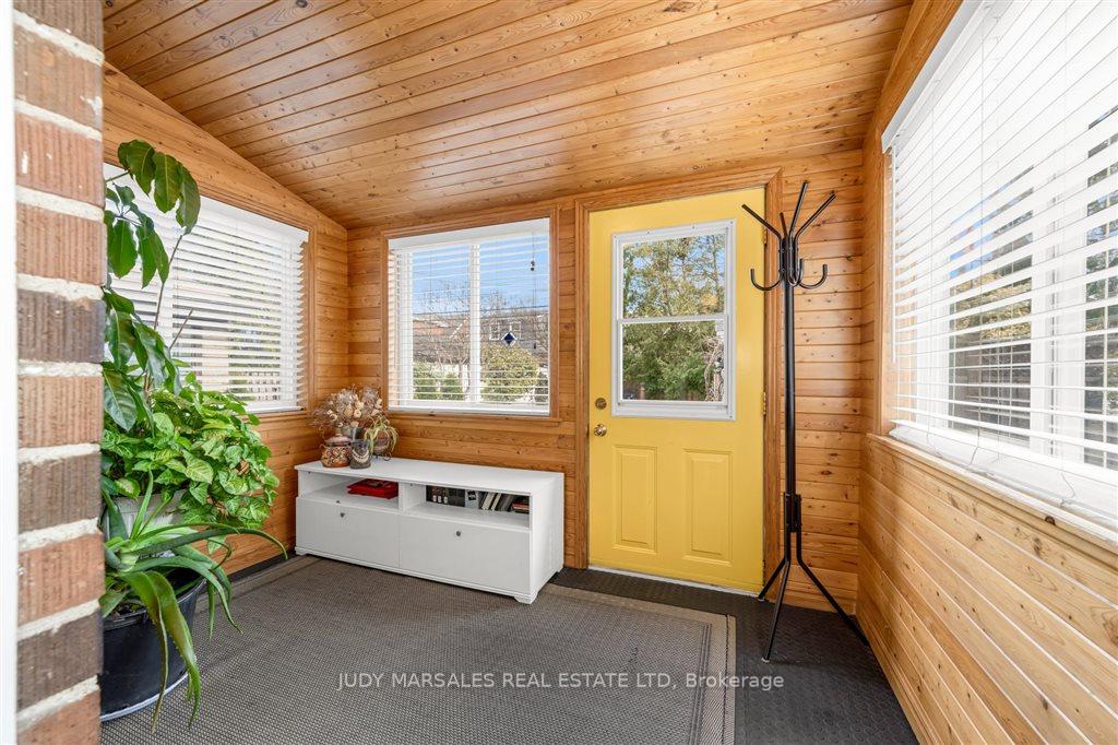 Photo 29 of 93 Edgemont Street S, Hamilton, Delta — HOMEH