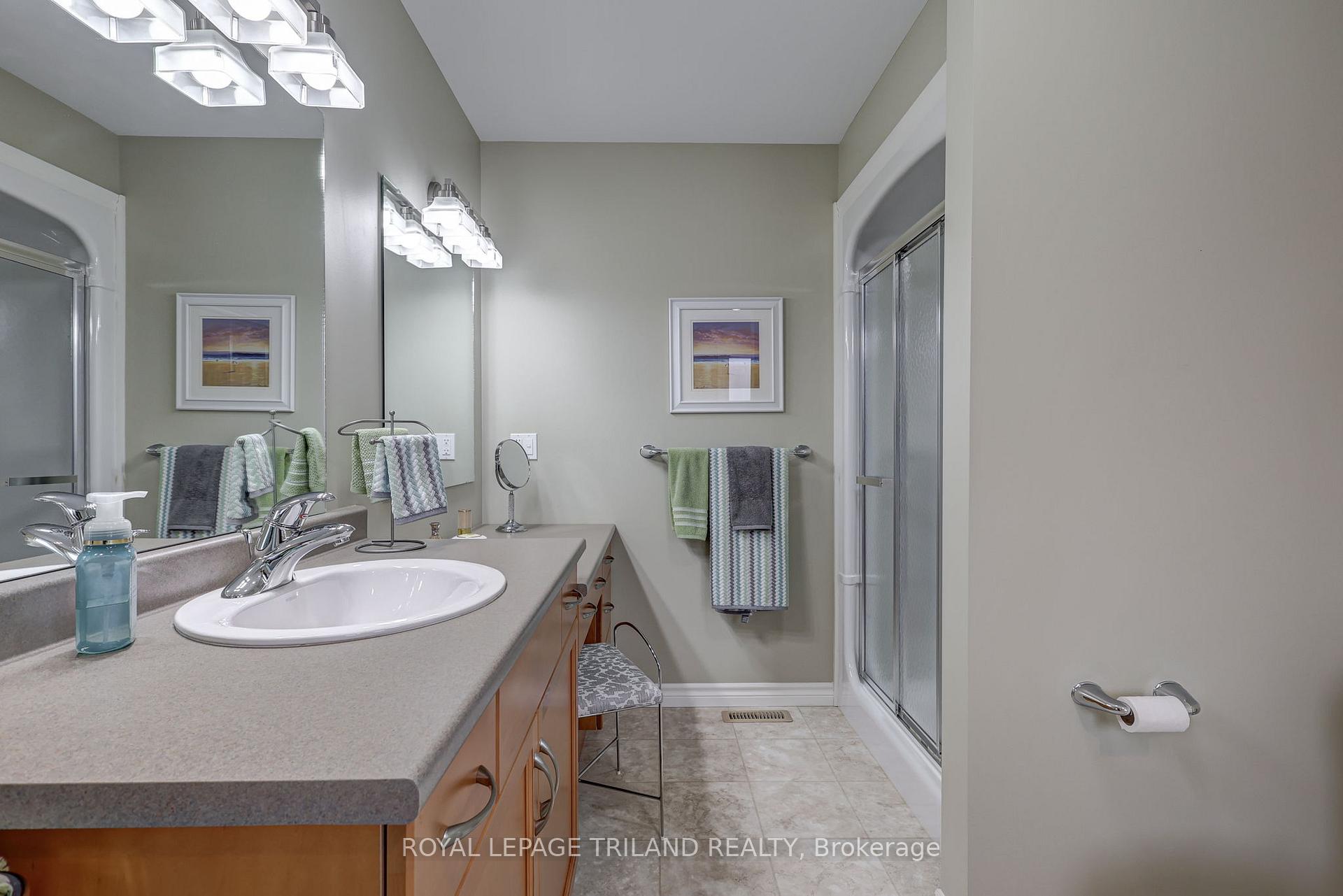 Photo 23 of 60 Penhale Avenue, St. Thomas — HOMEH