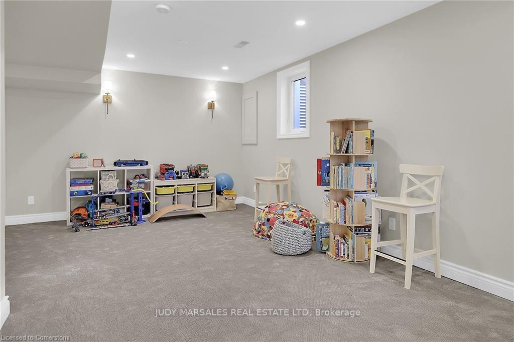 Photo 53 of 24 Linington Trail, Hamilton, Dundas — HOMEH