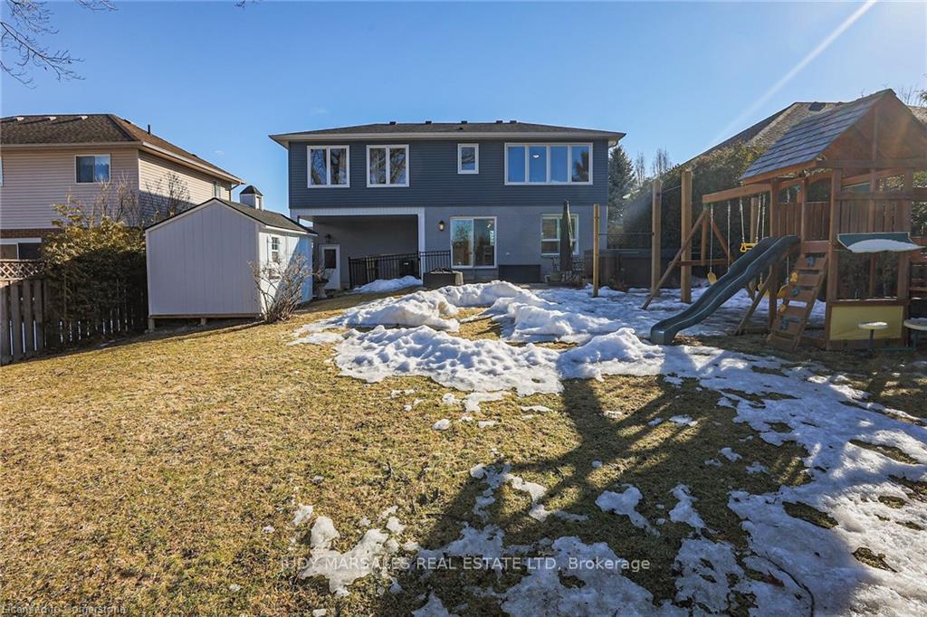 Photo 81 of 24 Linington Trail, Hamilton, Dundas — HOMEH