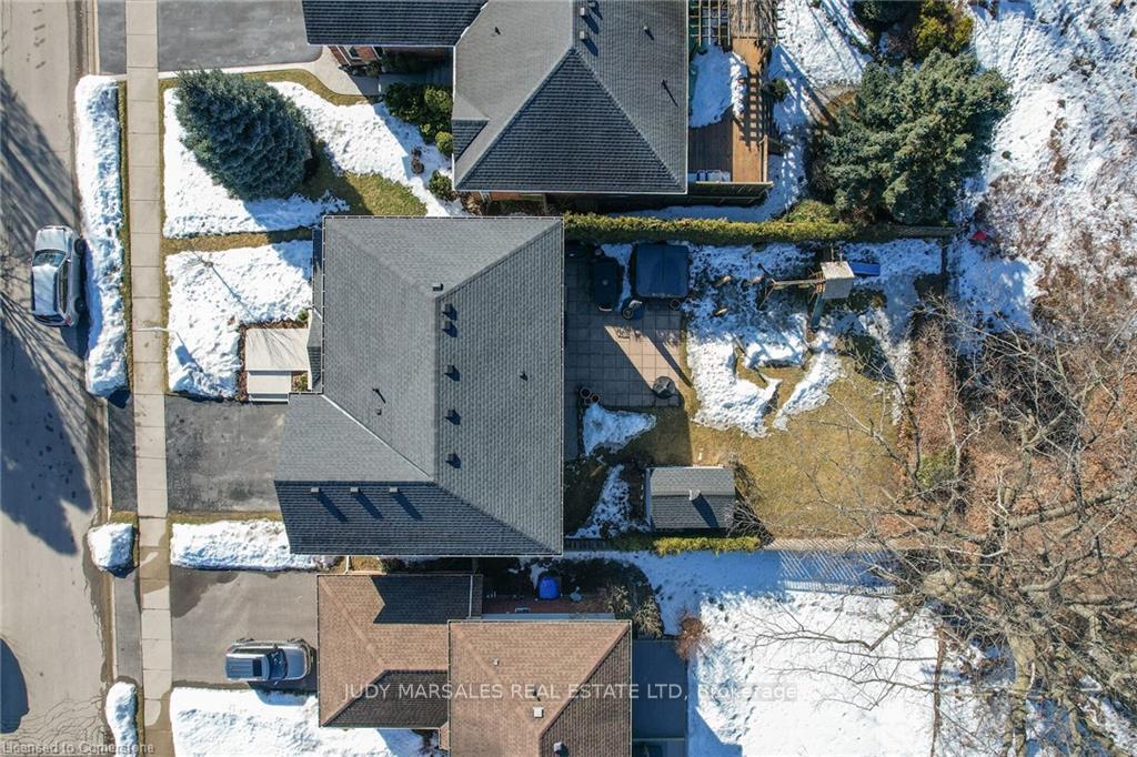 Photo 82 of 24 Linington Trail, Hamilton, Dundas — HOMEH