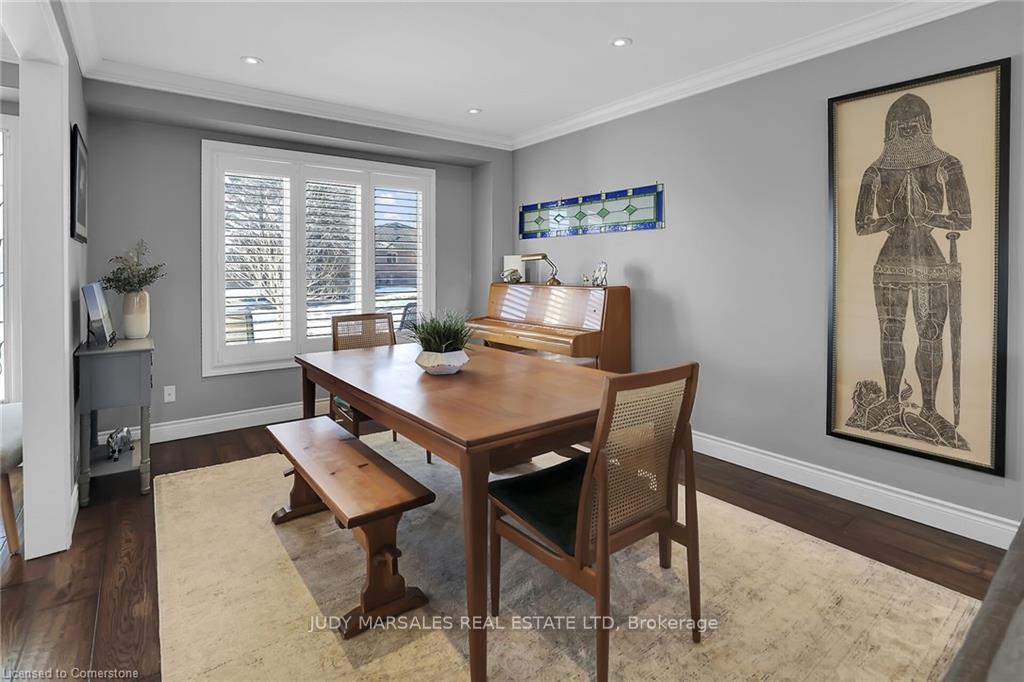 Photo 14 of 24 Linington Trail, Hamilton, Dundas — HOMEH