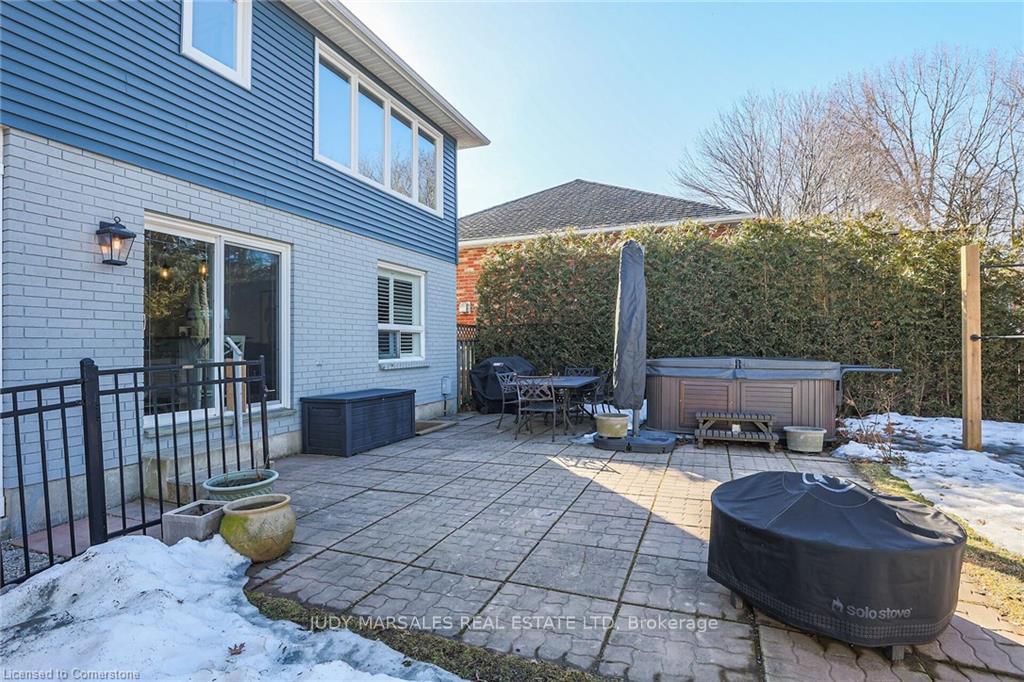 Photo 79 of 24 Linington Trail, Hamilton, Dundas — HOMEH