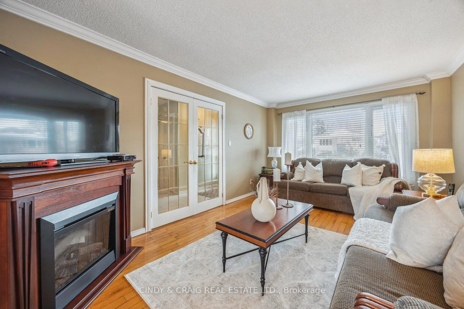 Photo 4 of 840 Charisma Crescent, Oshawa, McLaughlin — HOMEH
