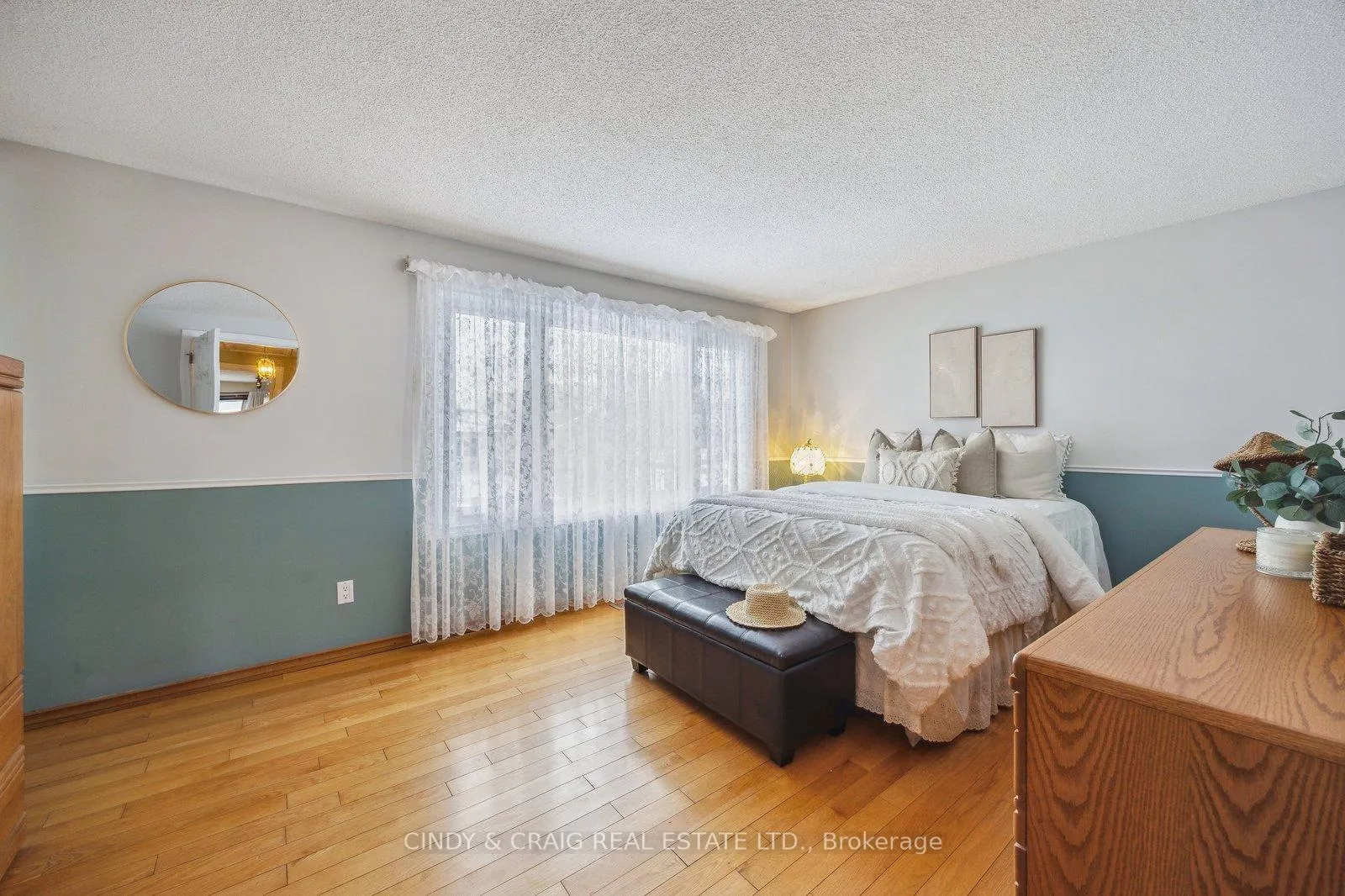 Photo 9 of 840 Charisma Crescent, Oshawa, McLaughlin — HOMEH