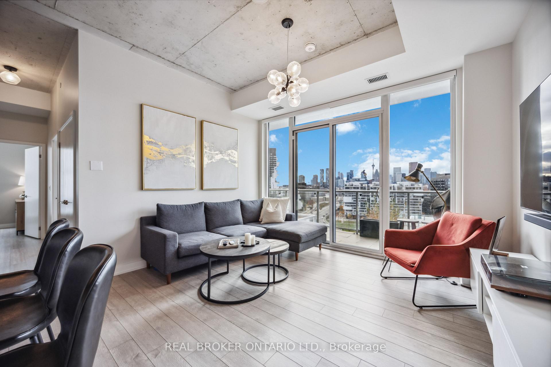 Photo 4 of Unit 1406, 30 Baseball Place, Toronto, South Riverdale — HOMEH