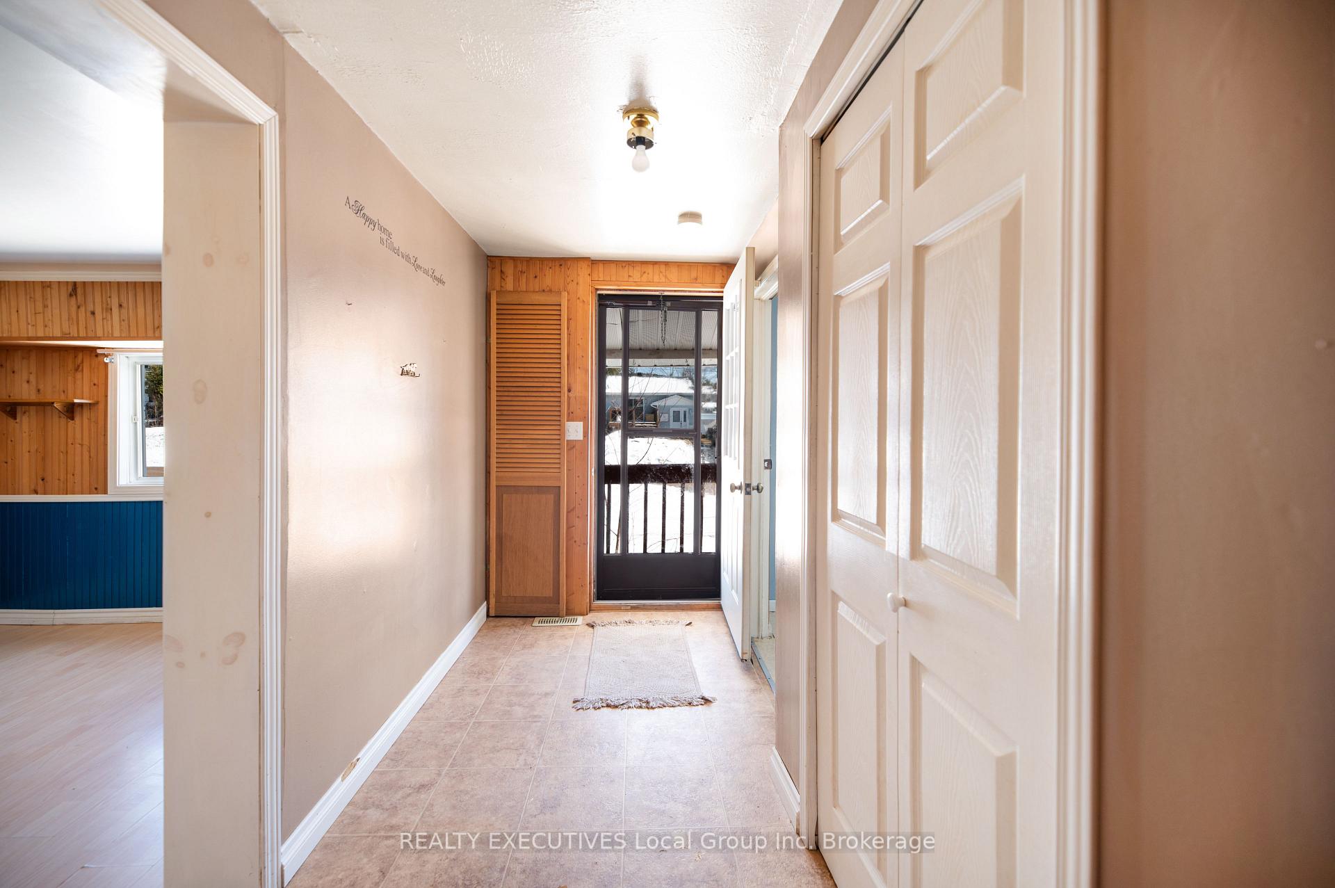 Photo 6 of 330 Nineth Street, Mattawa — HOMEH