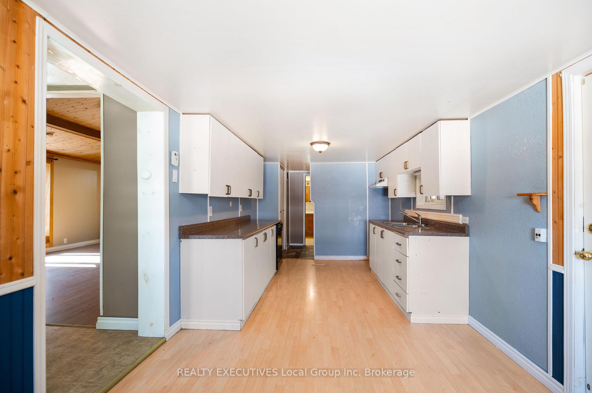 Photo 14 of 330 Nineth Street, Mattawa — HOMEH
