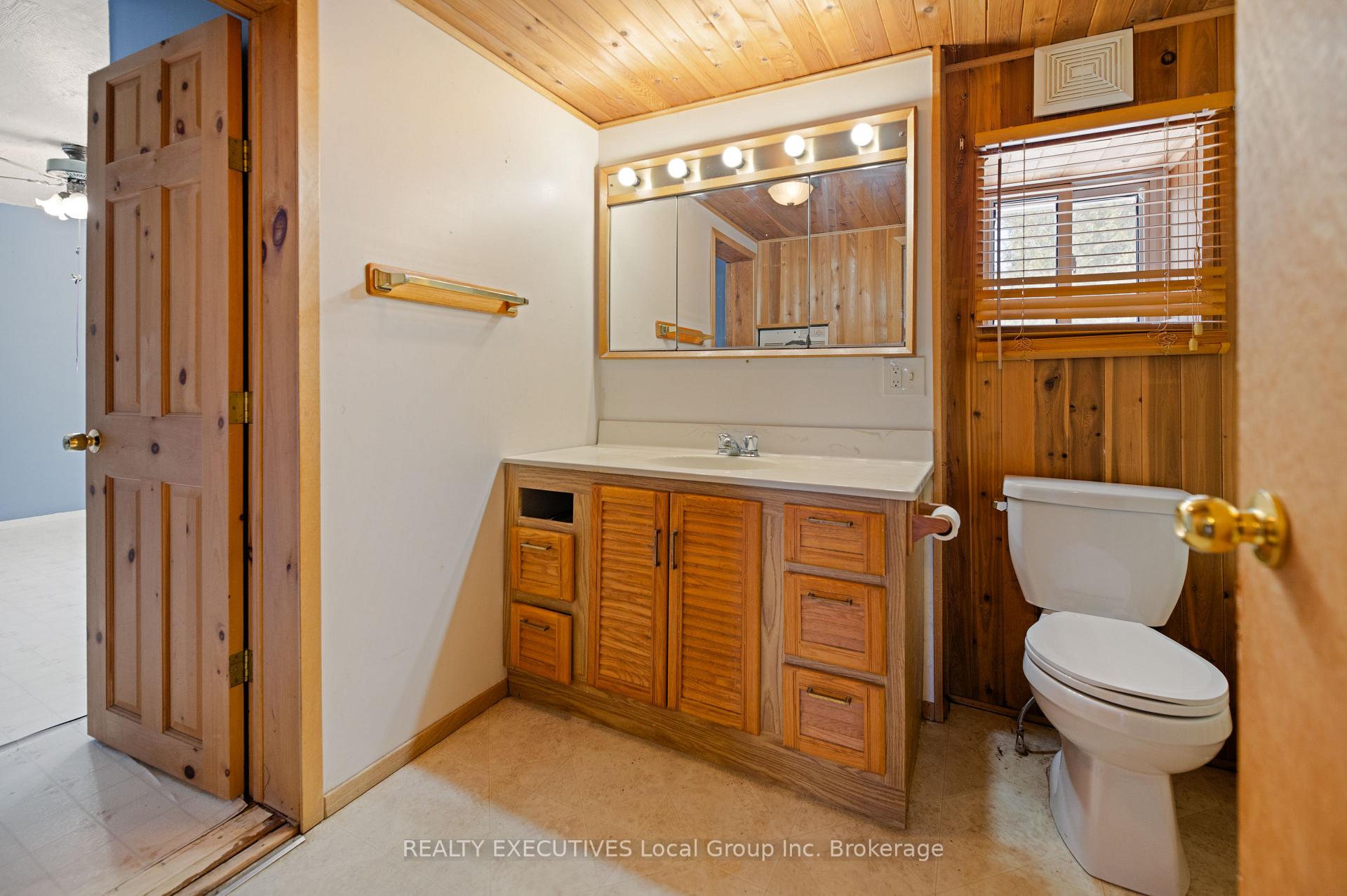 Photo 16 of 330 Nineth Street, Mattawa — HOMEH